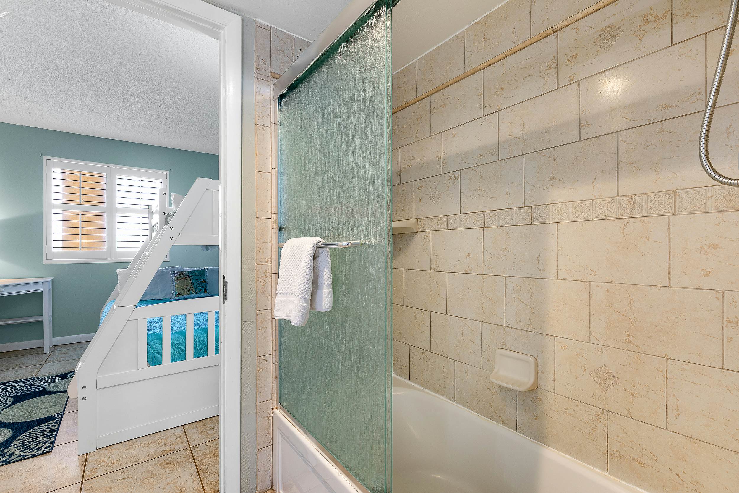 Oceania Beach Club 803