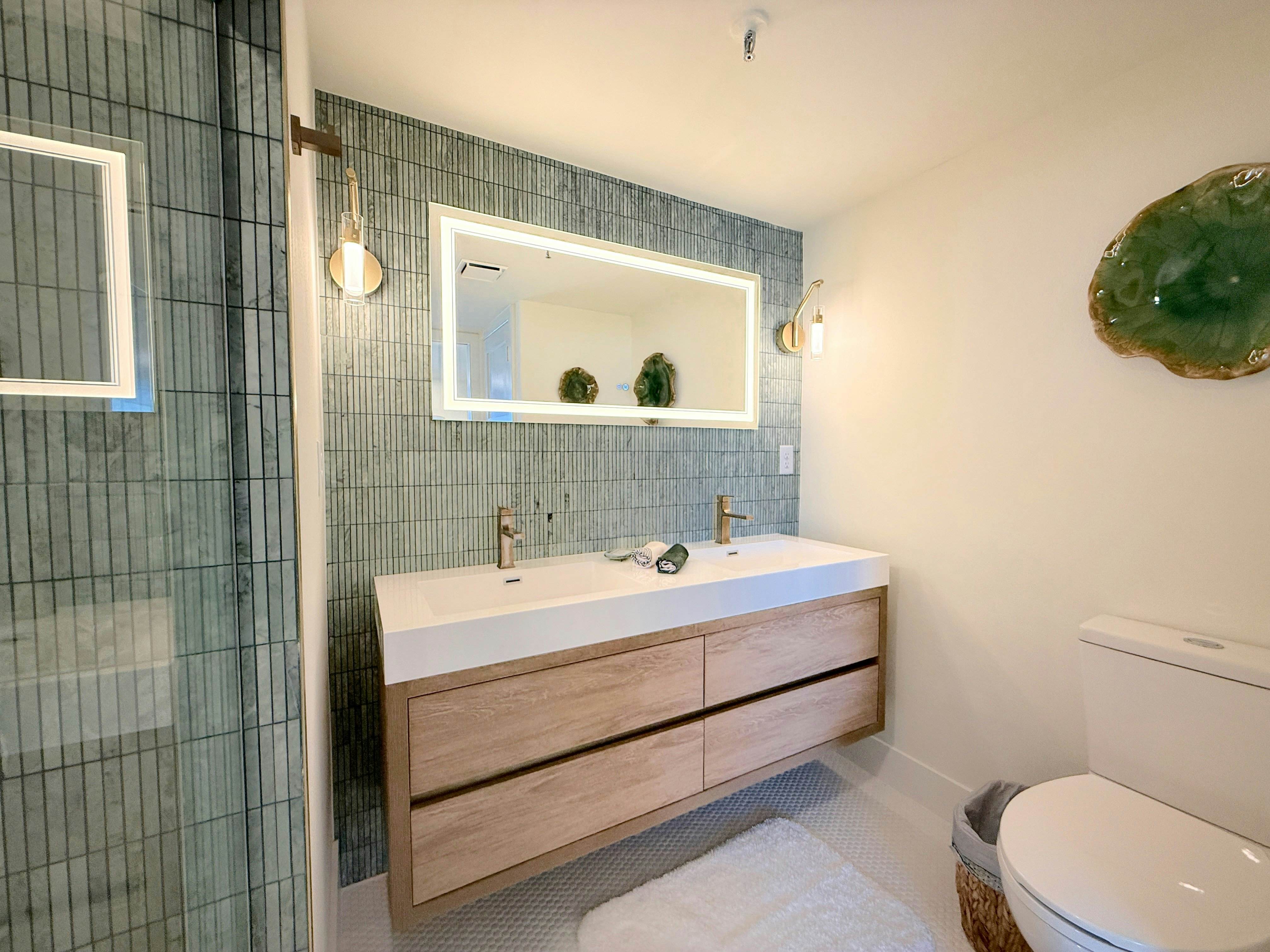 Oceania Beach Club 201