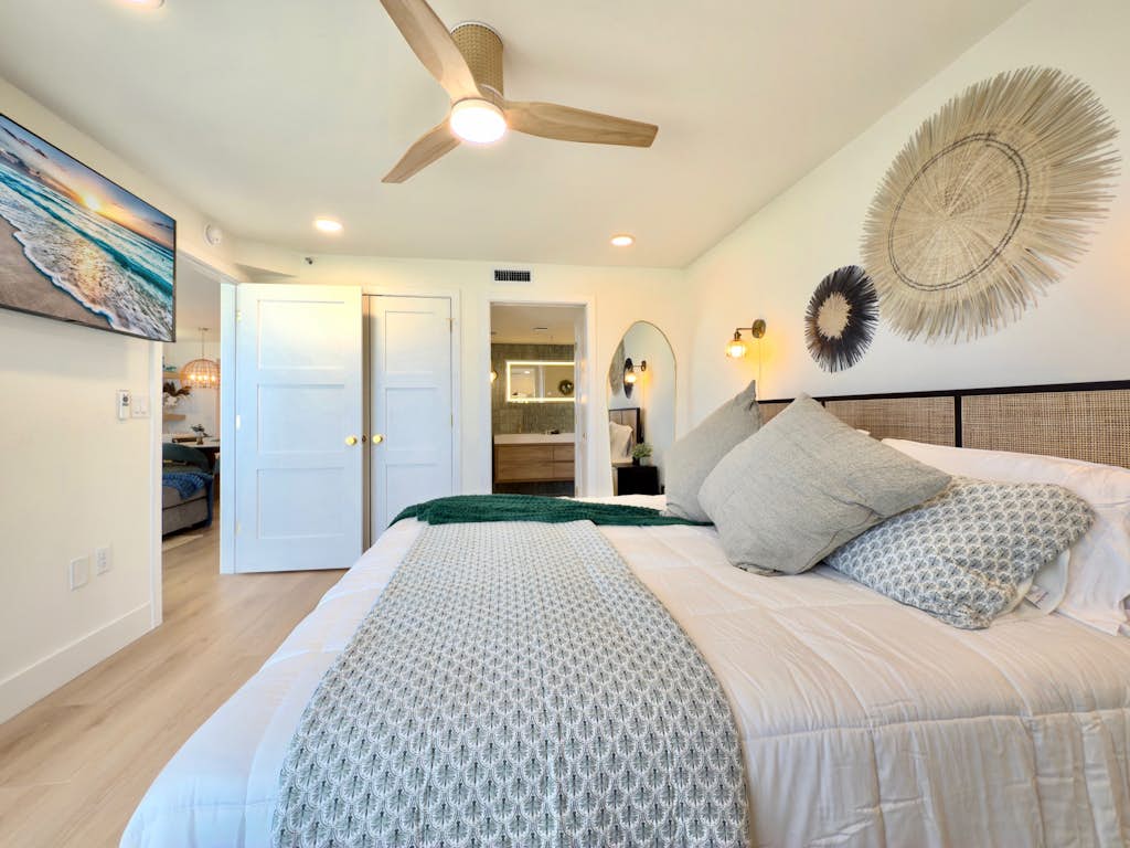 Stylish Oceanfront Corner Condo • Steps to Beach & Flagler Ave Fun