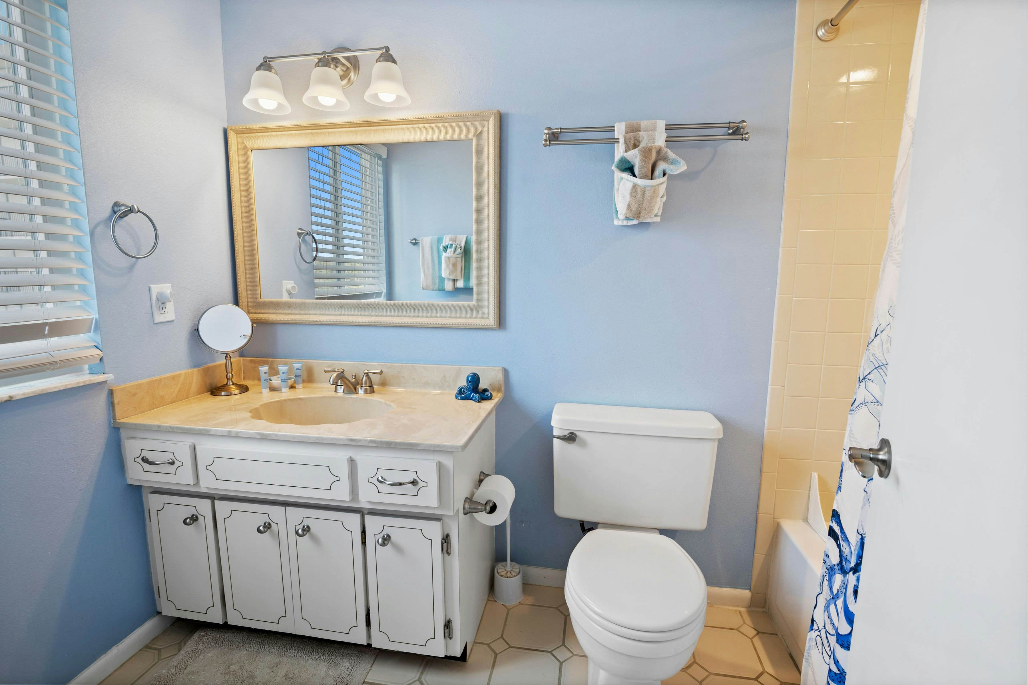 Oceanside Village C1