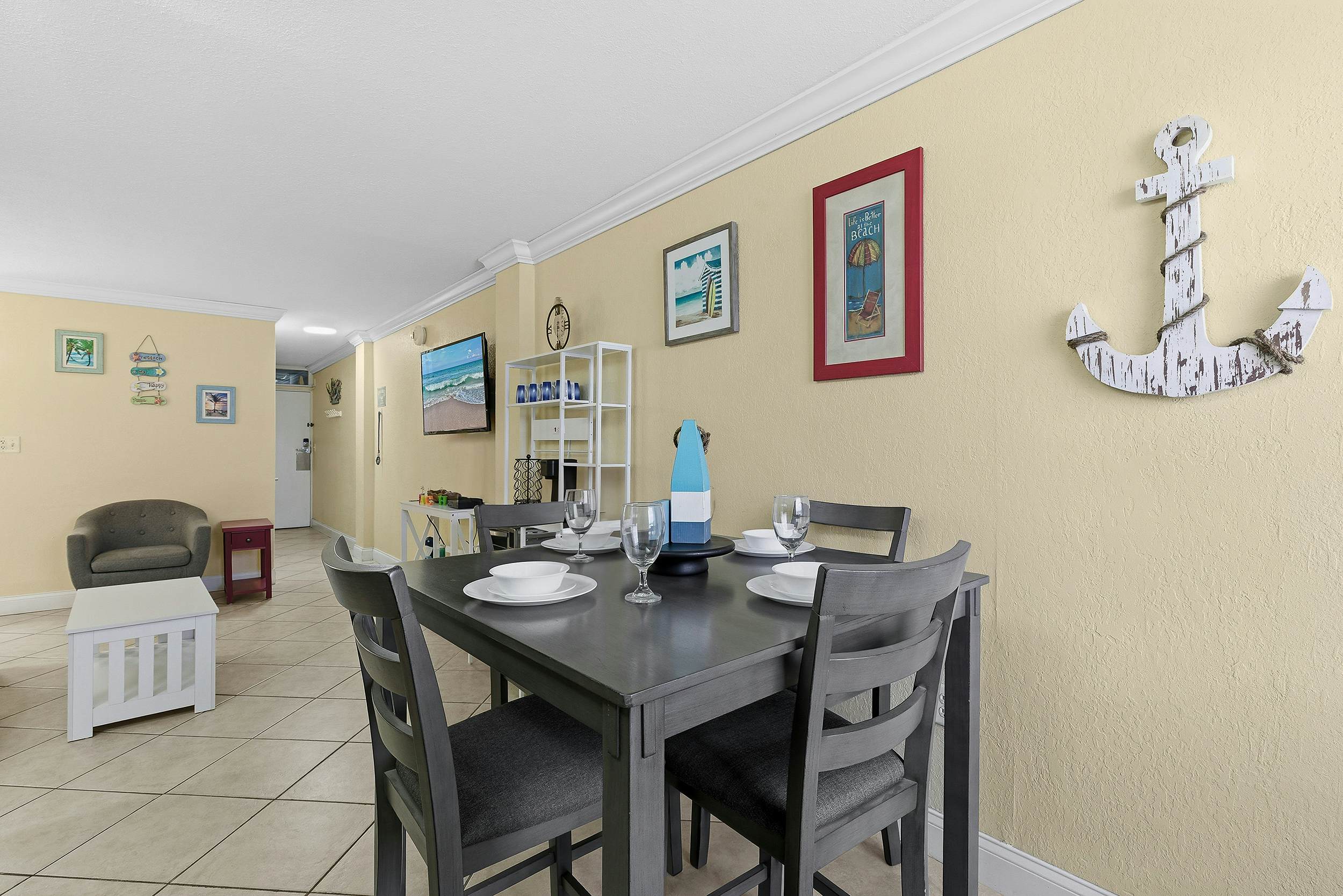 Ocean Jewels Club 319