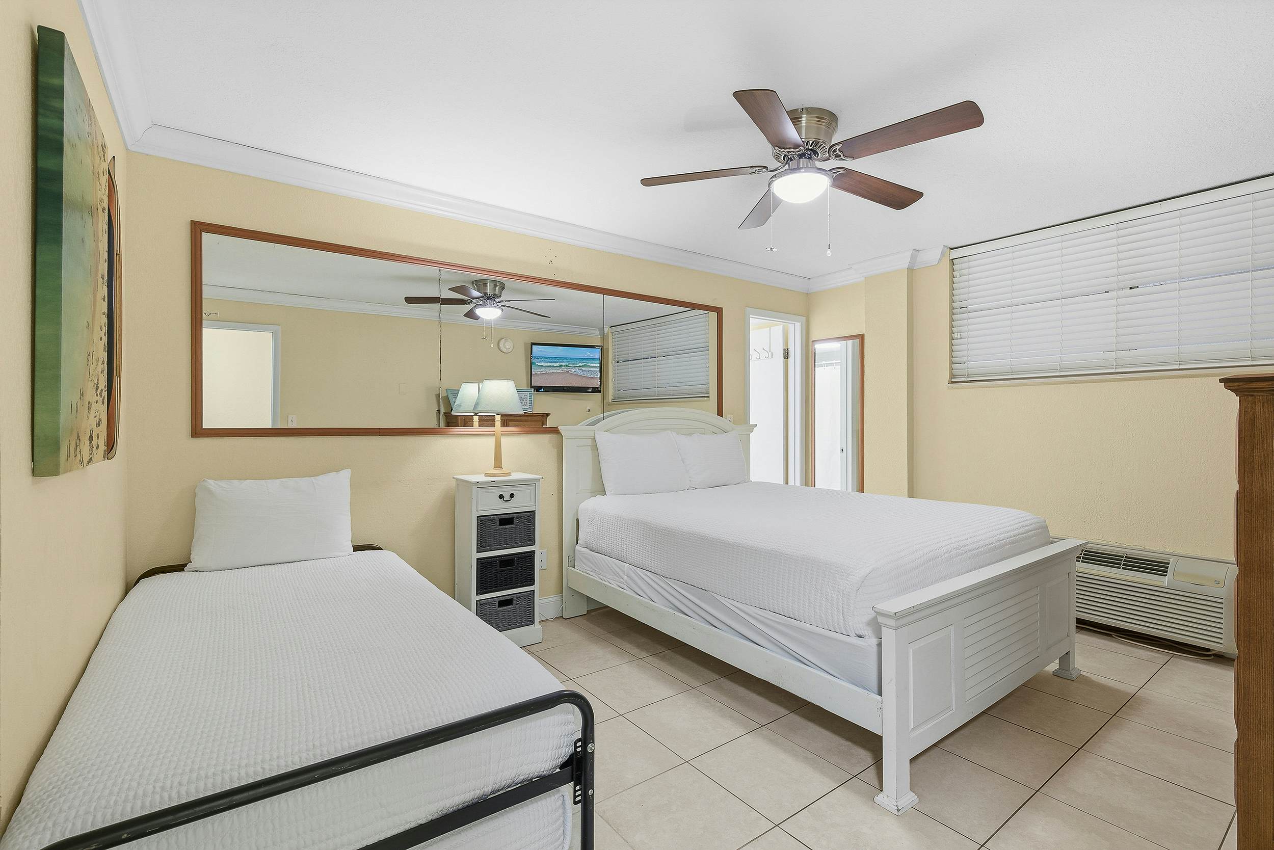 Ocean Jewels Club 319