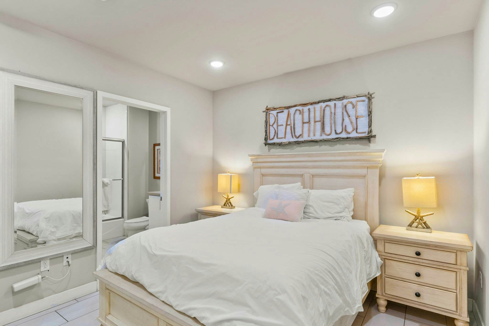 Oceanside Oasis Oceanfront Luxury 700S-103