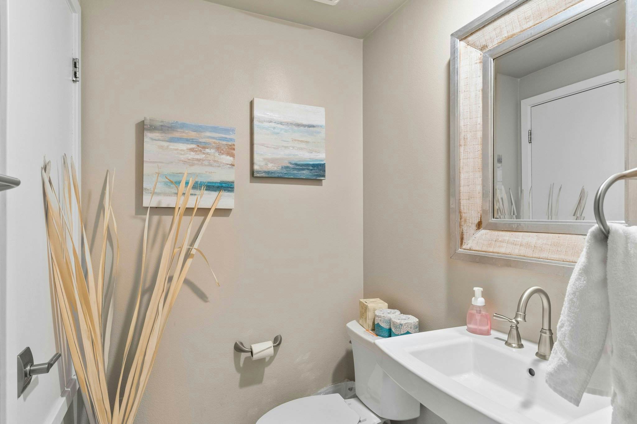 Oceanside Oasis Oceanfront Luxury 700S-103