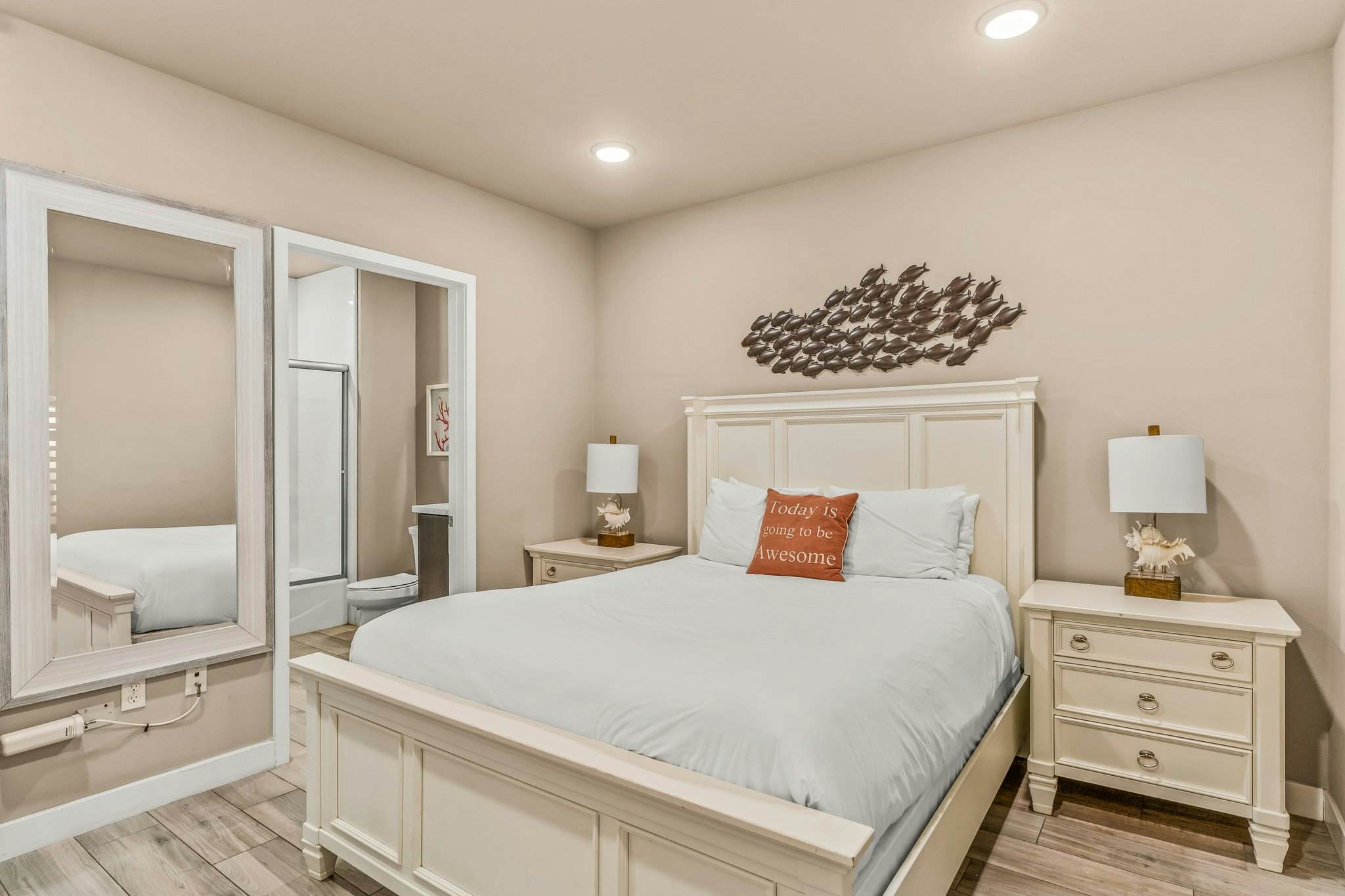 Oceanside Escape - Oceanfront - 700S-102