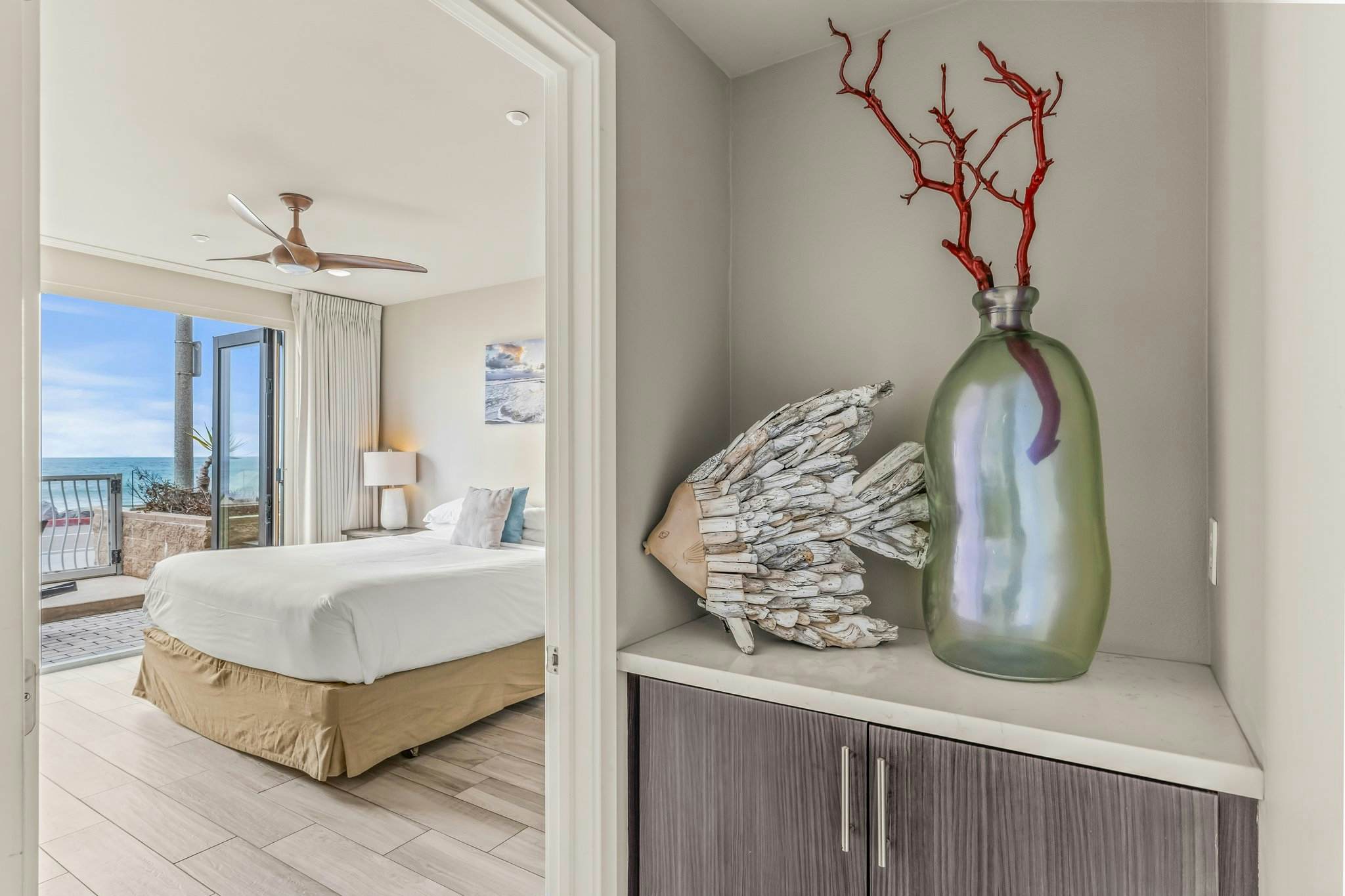 Oceanside Escape - Oceanfront - 700S-102