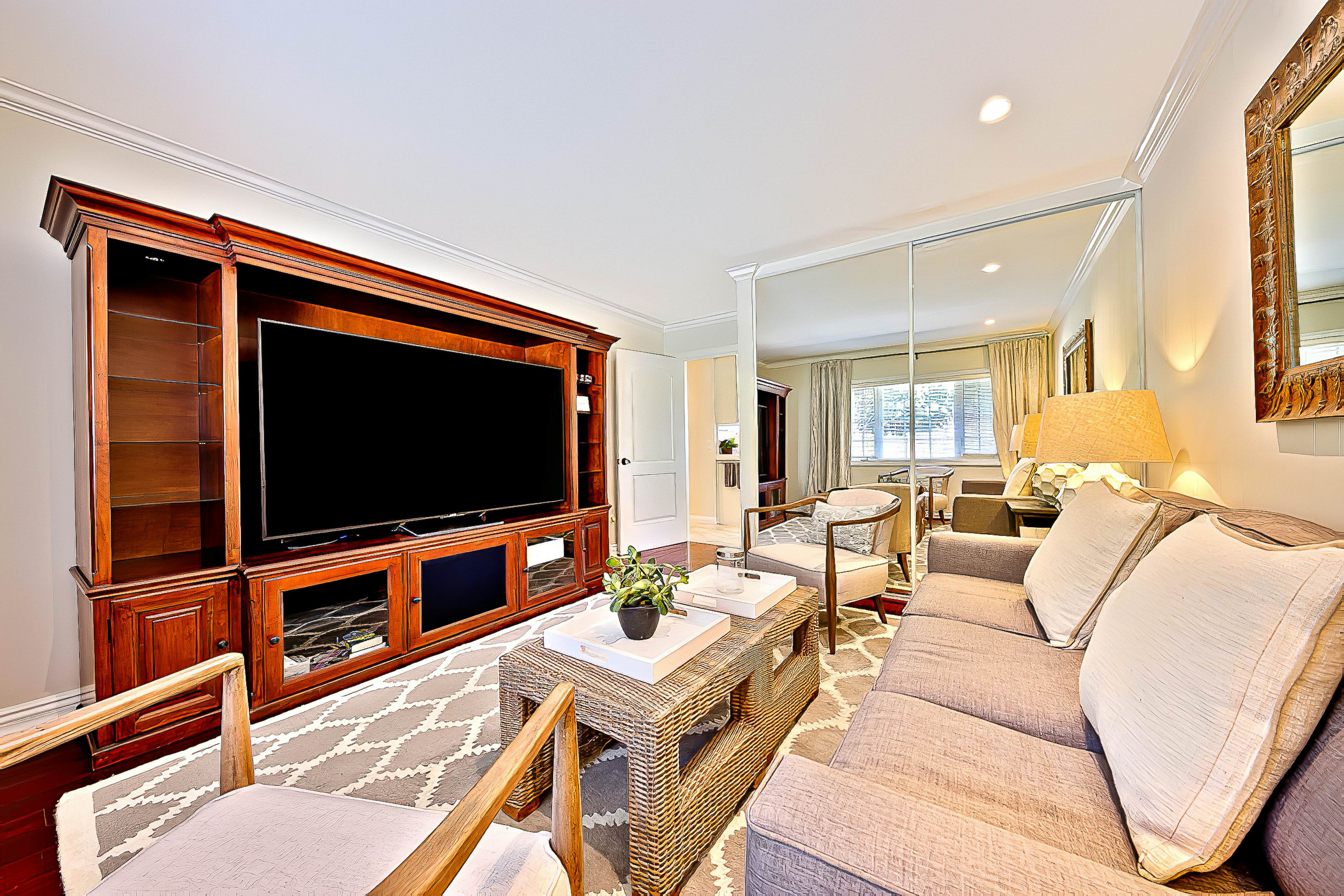 La Jolla Scenic Retreat