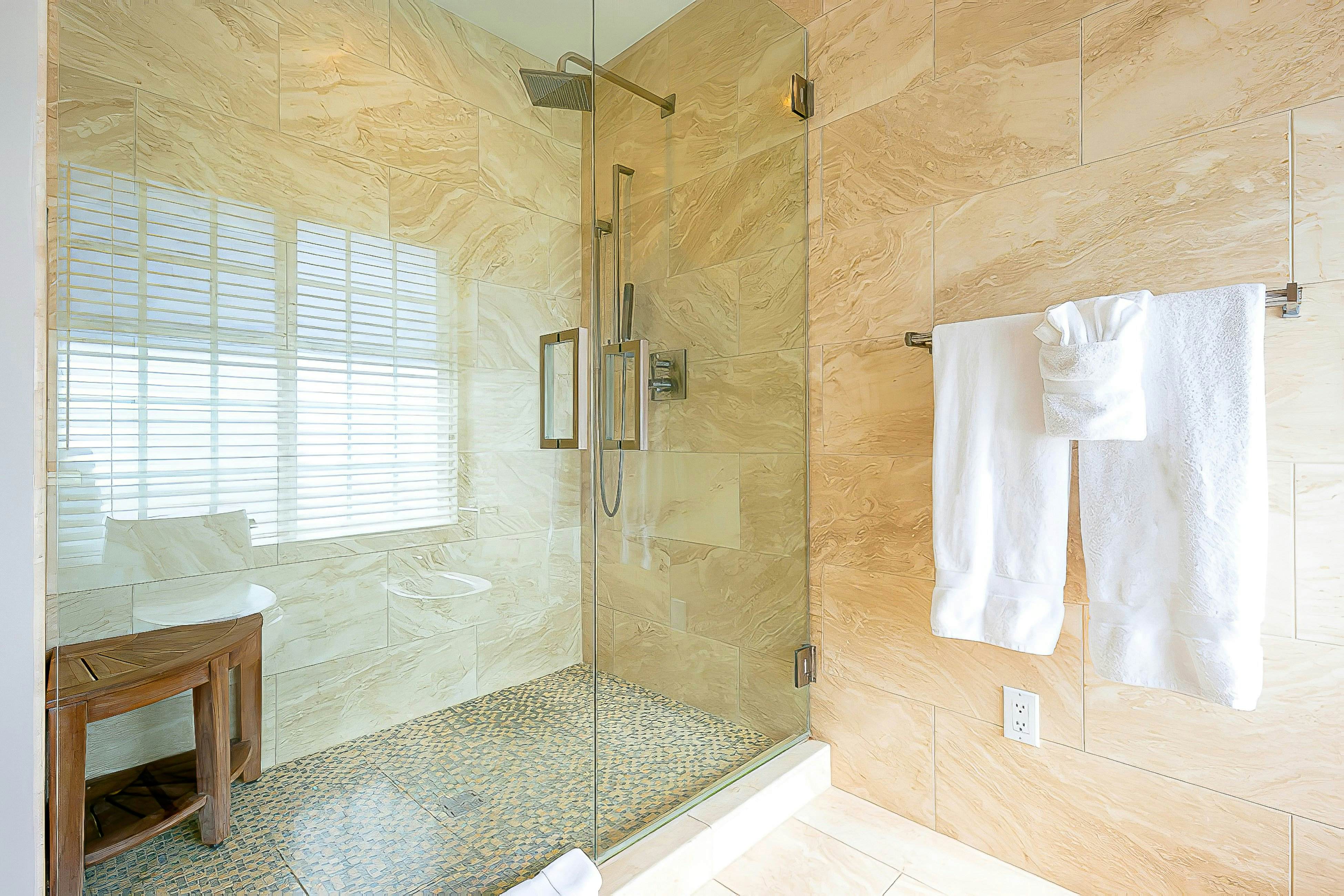 La Jolla Scenic Retreat