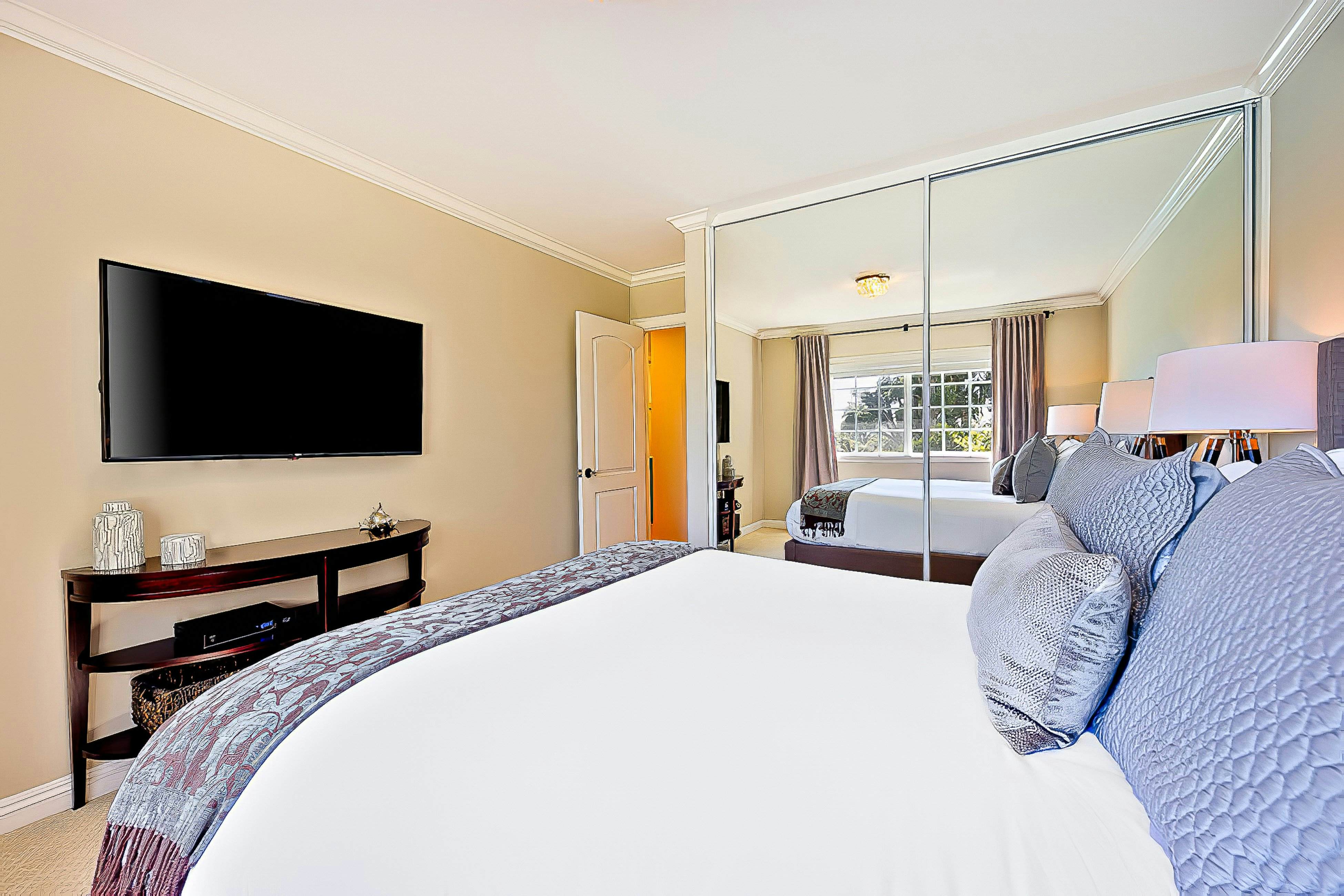 La Jolla Scenic Retreat