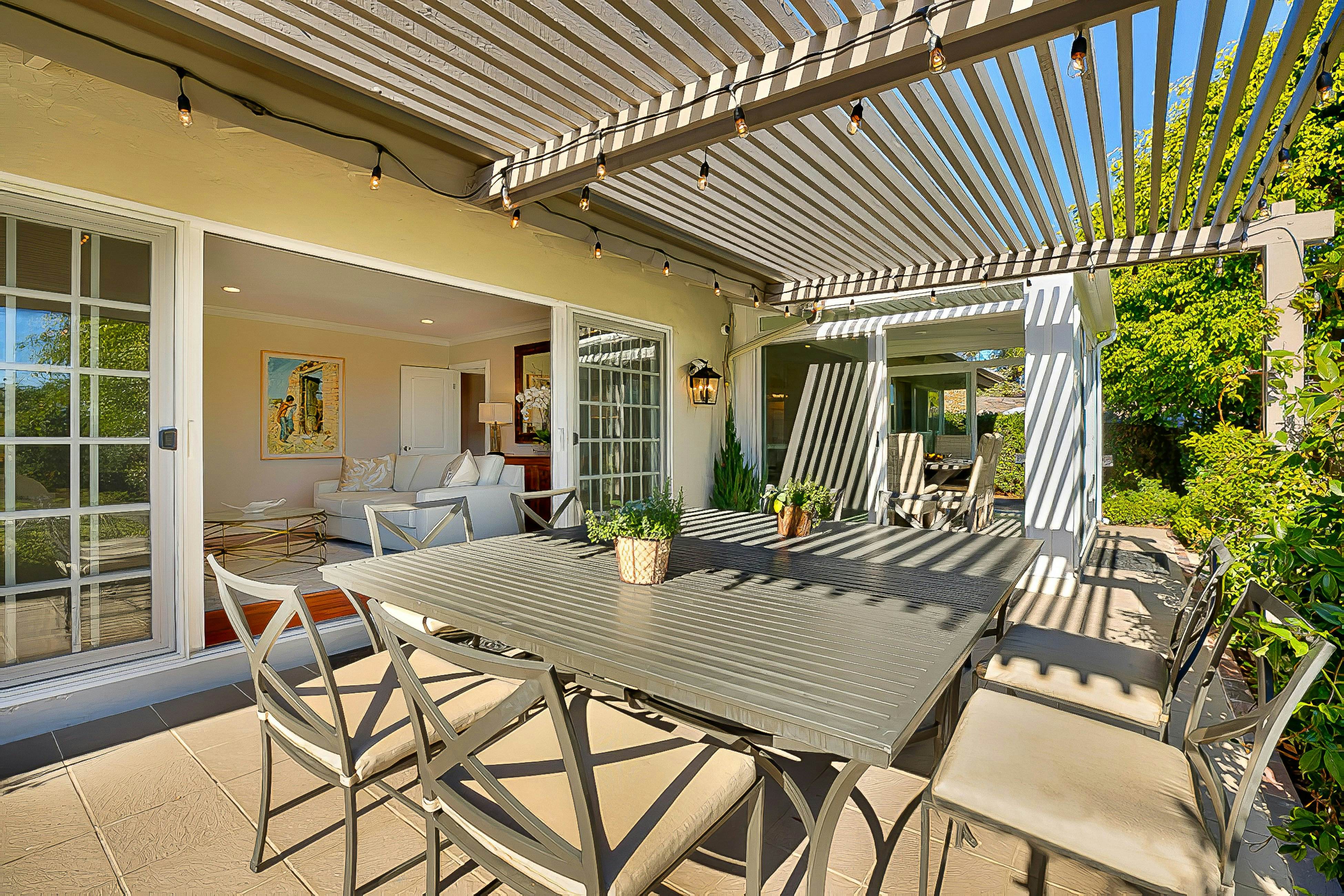 La Jolla Scenic Retreat