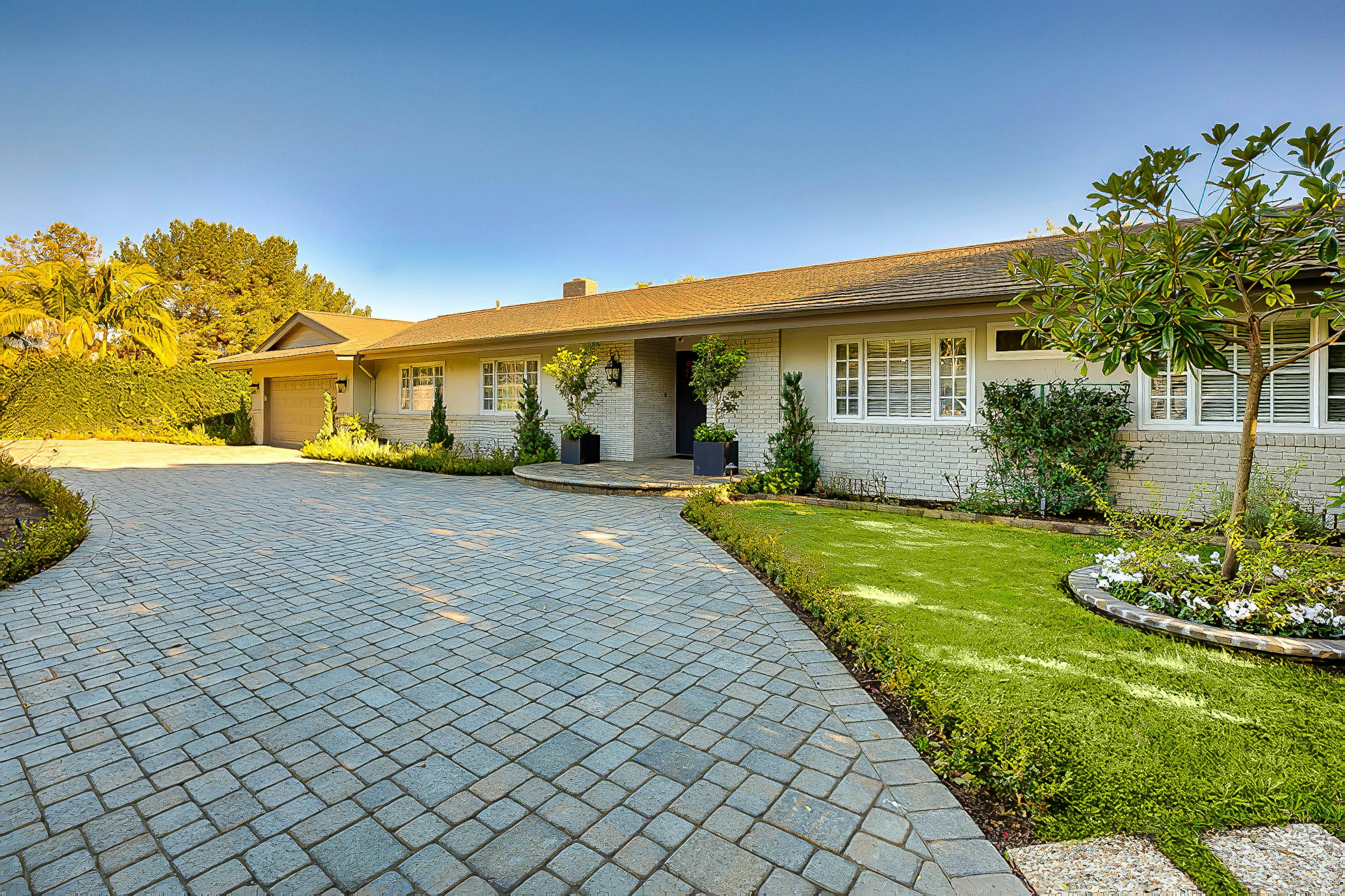 La Jolla Scenic Retreat