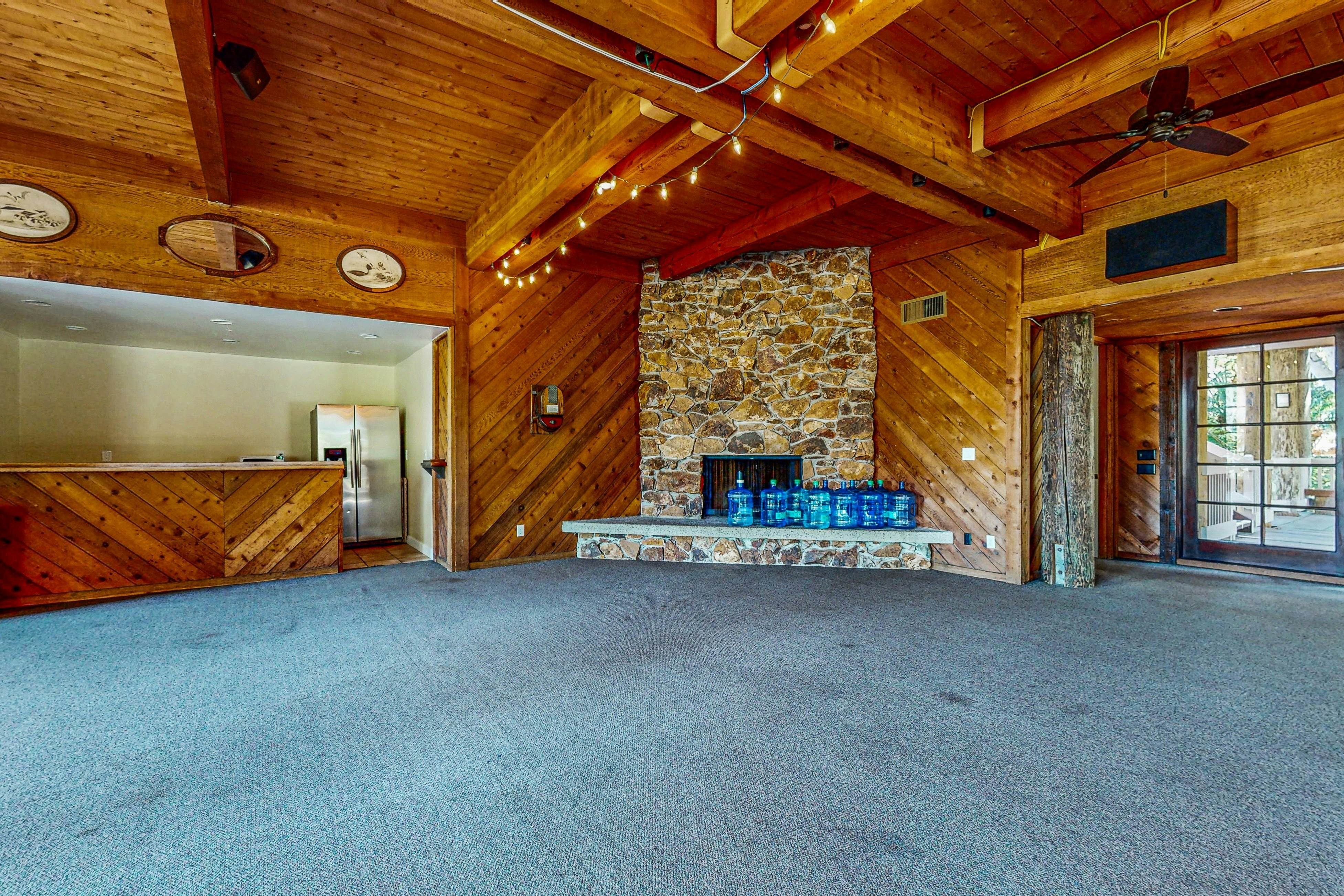 Breakwater Escape A 200