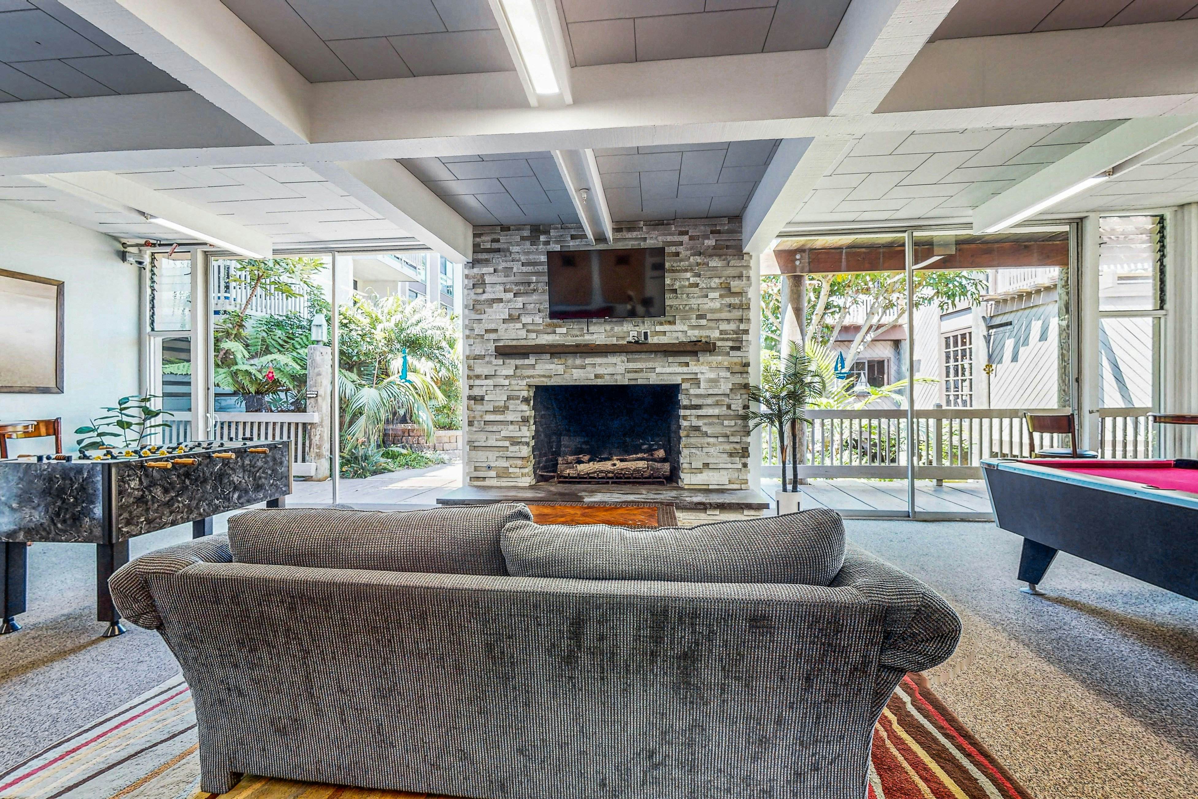 Breakwater Escape A 200