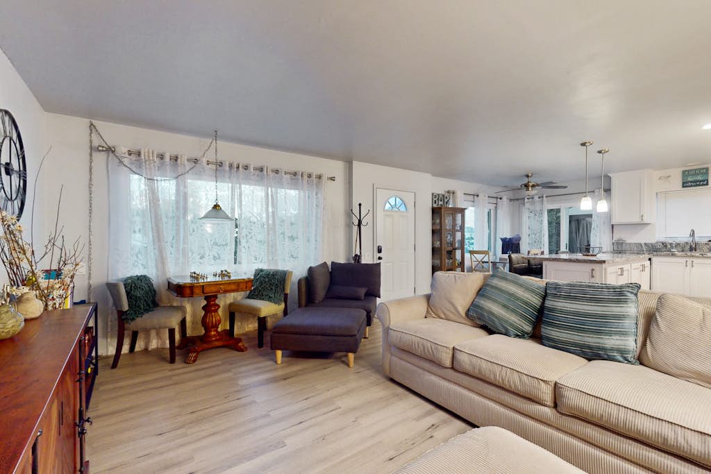 Pacific Beach Cottage