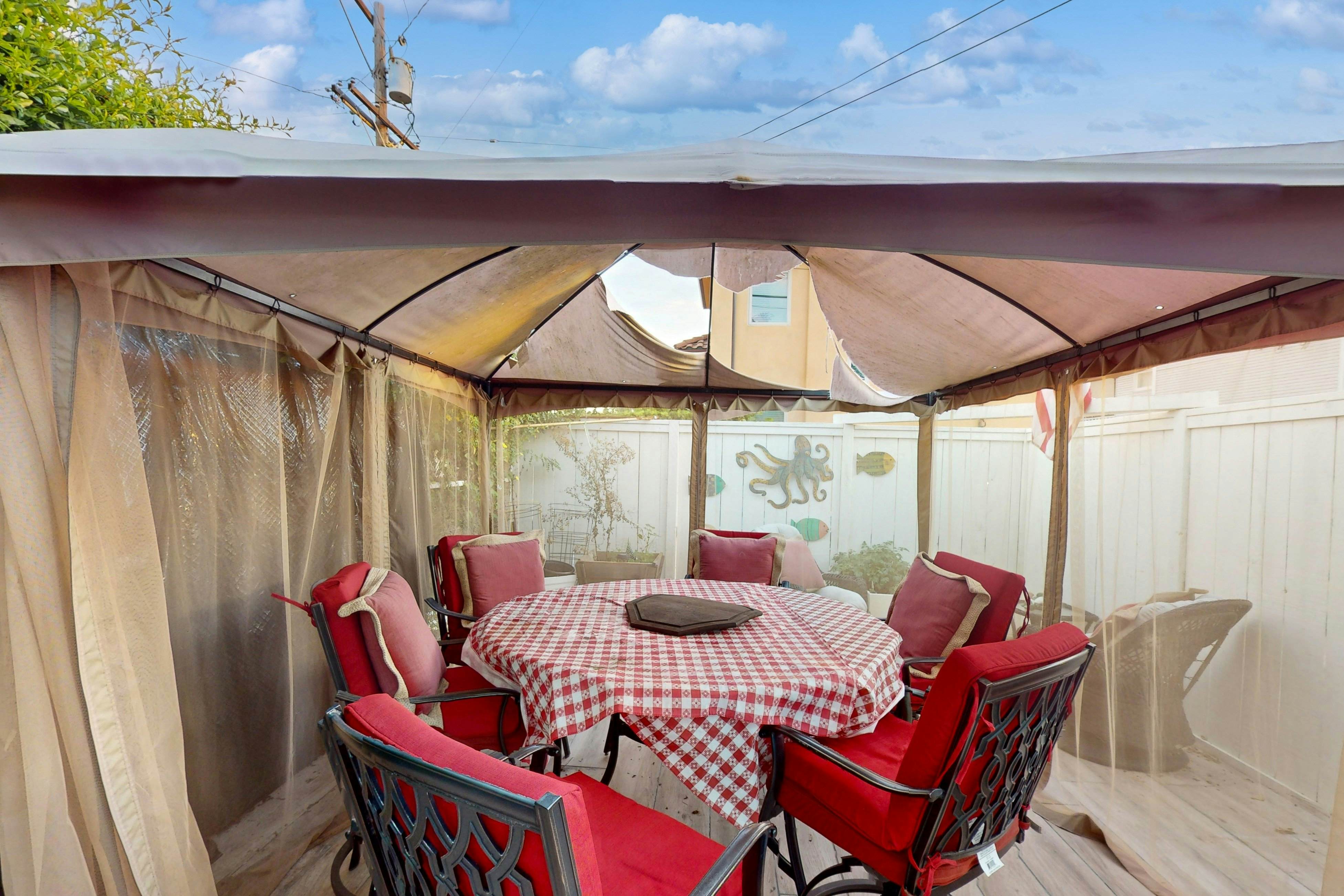 Pacific Beach Cottage