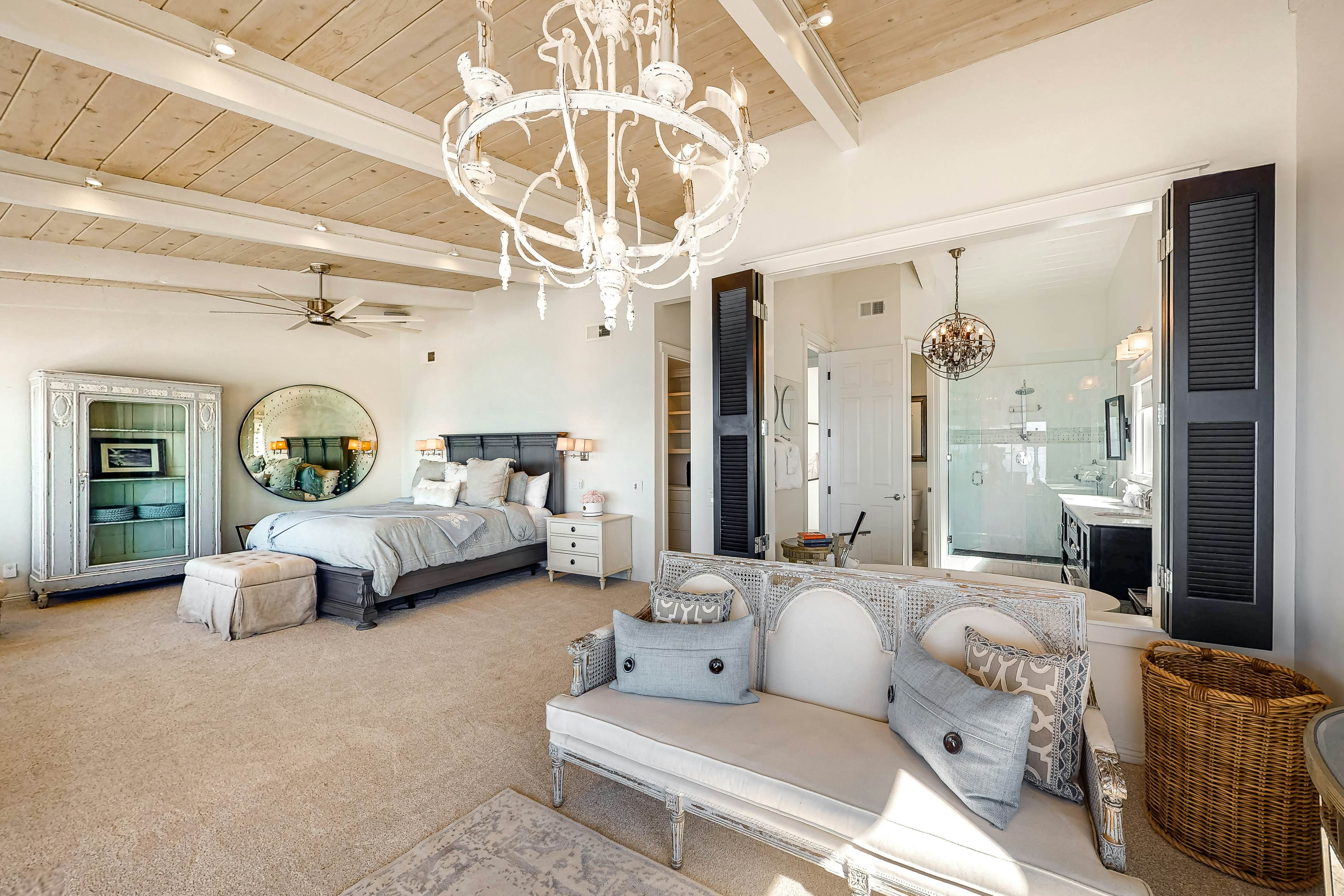 Pacific Ocean Paradise