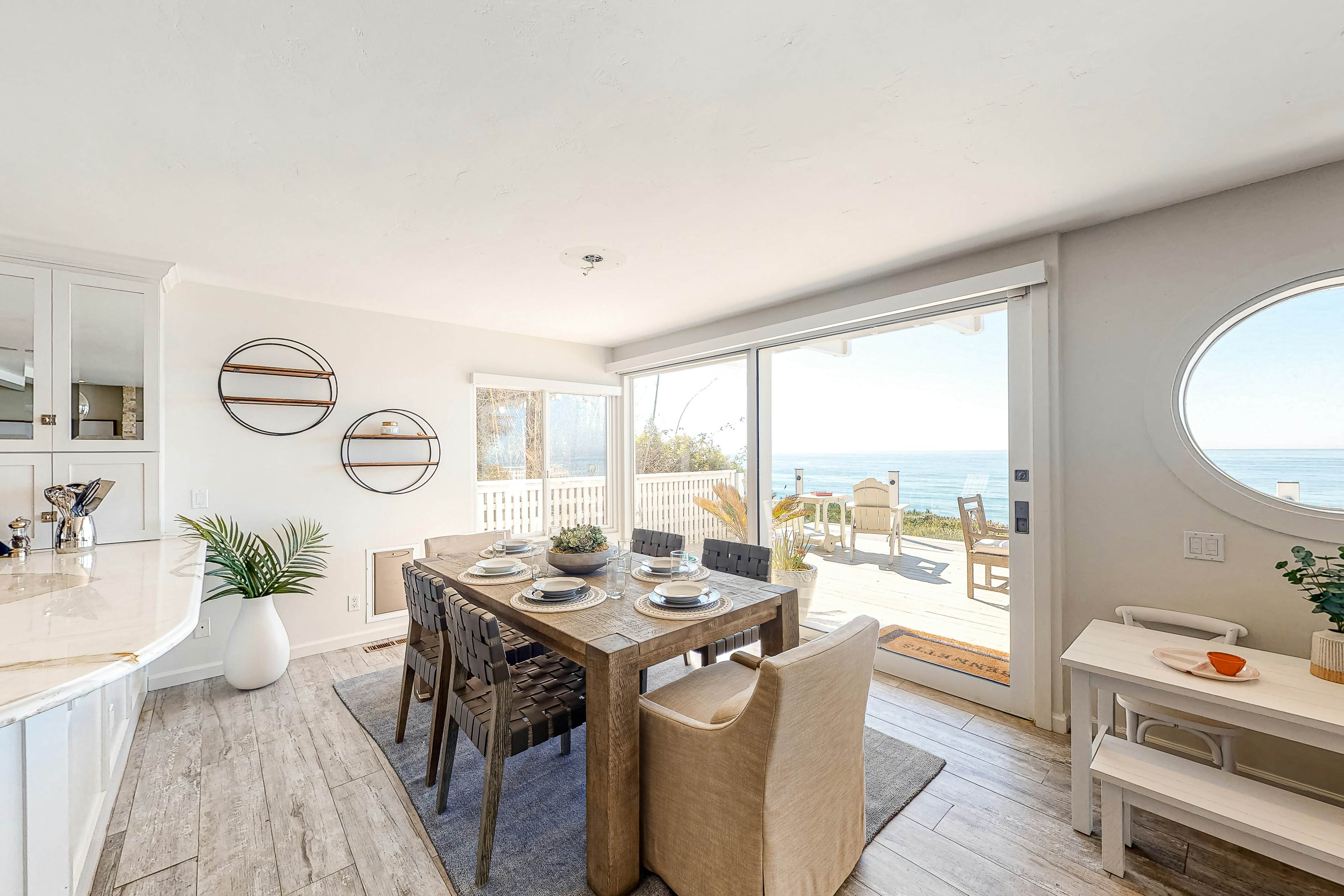 Pacific Ocean Paradise