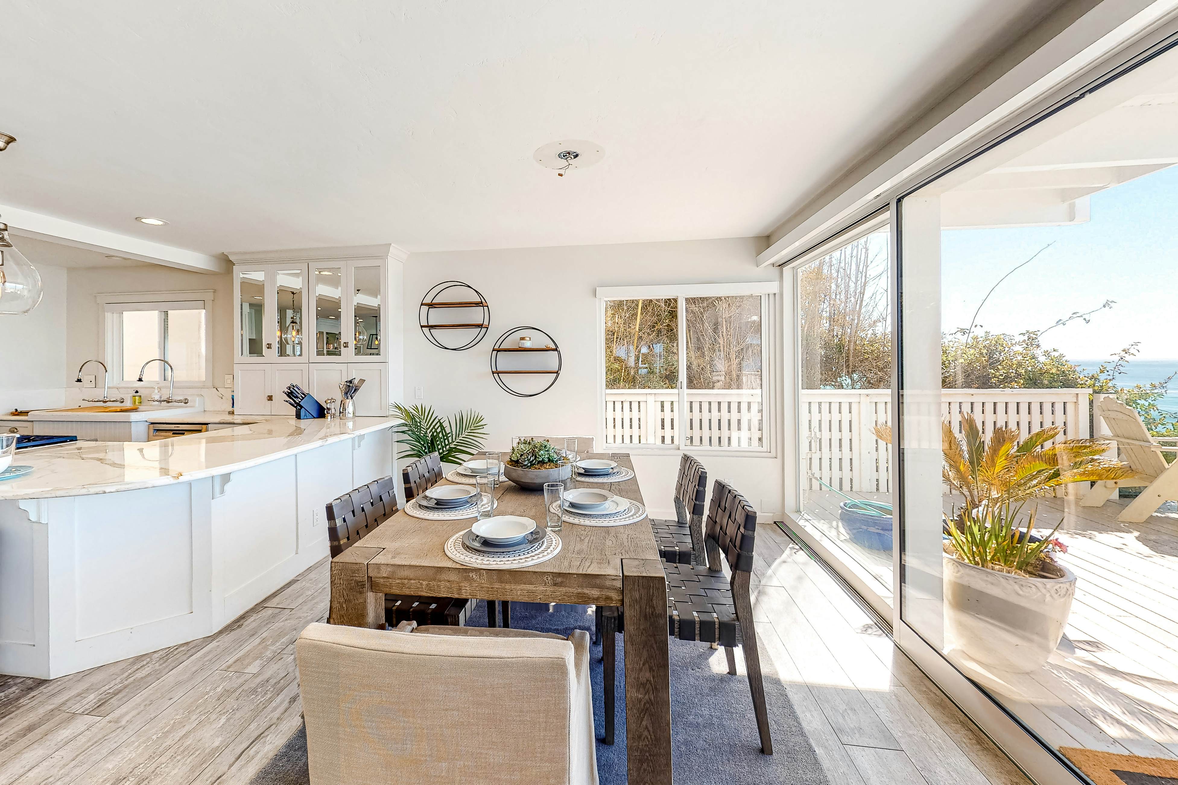 Pacific Ocean Paradise