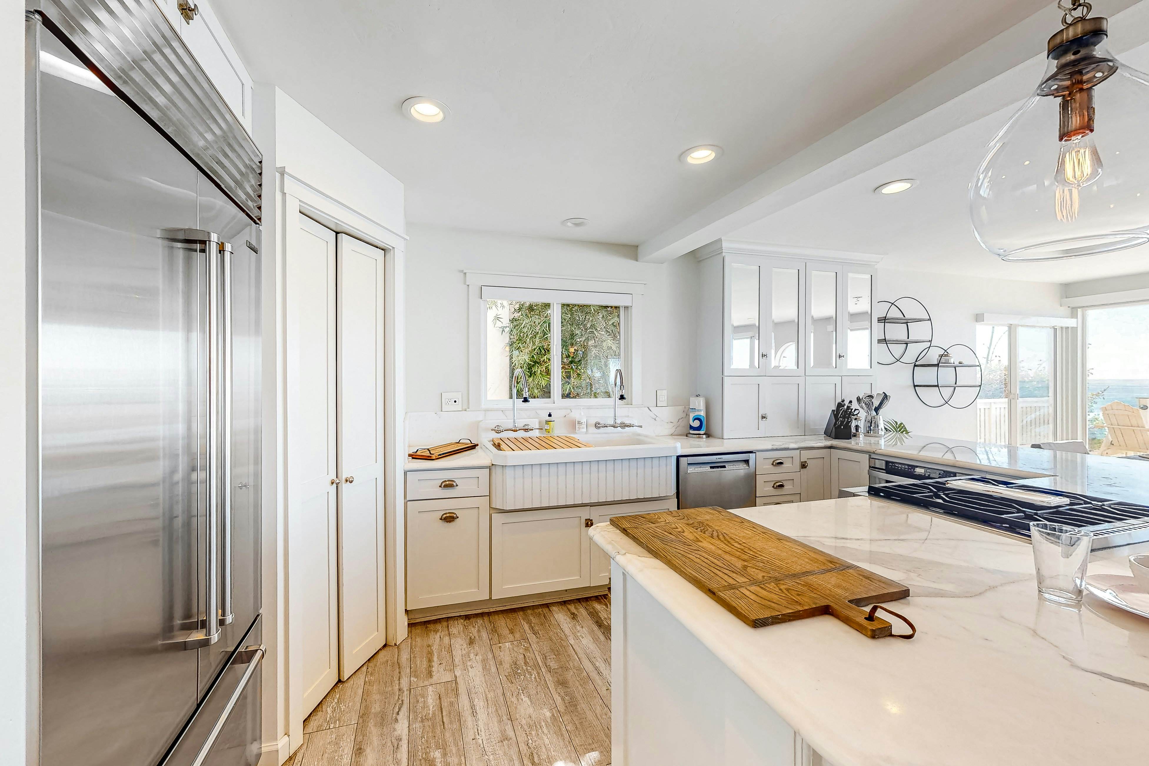 Pacific Ocean Paradise