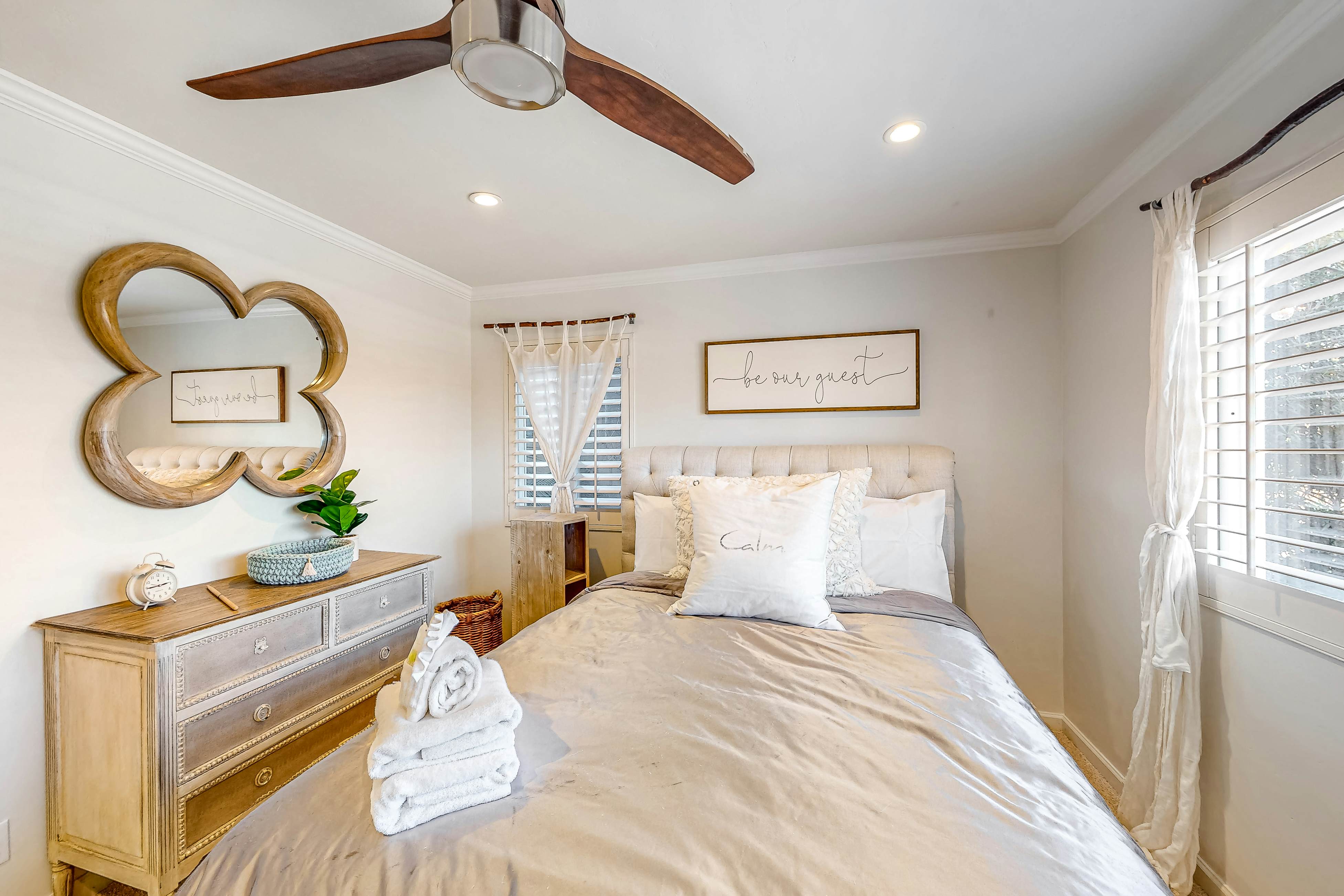 Pacific Ocean Paradise