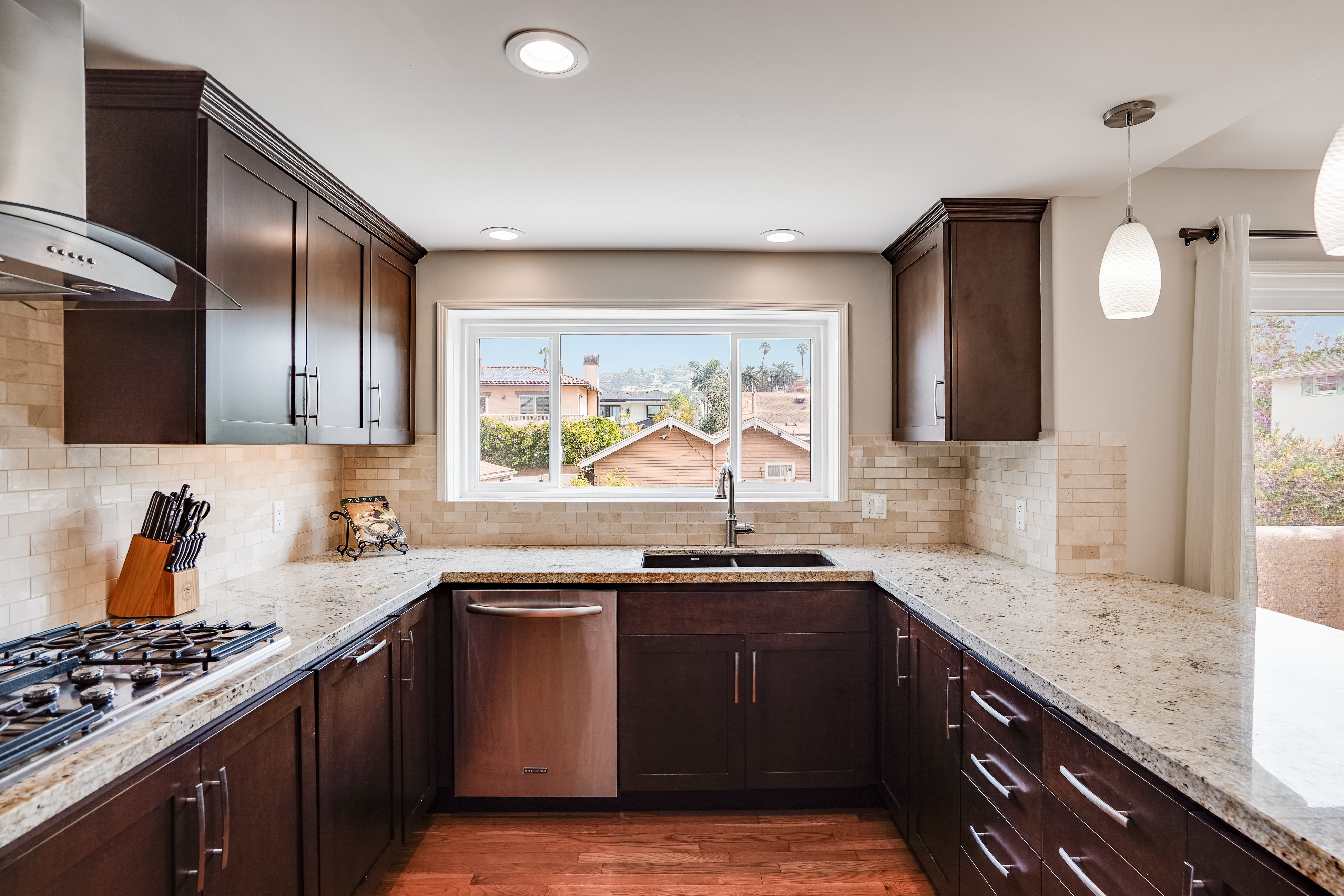 Draper Oasis rooftop deck with panoramic ocean views.