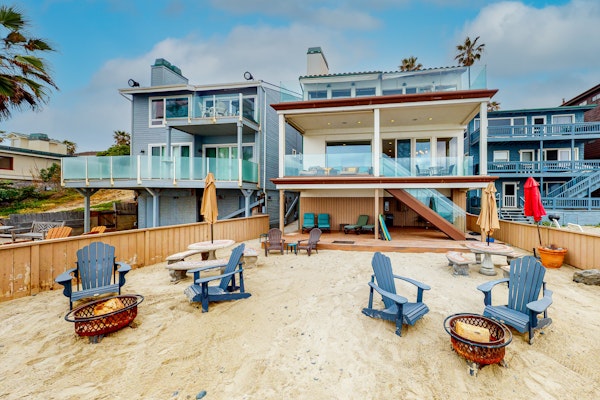 Luxury Oceanfront Home- Upper