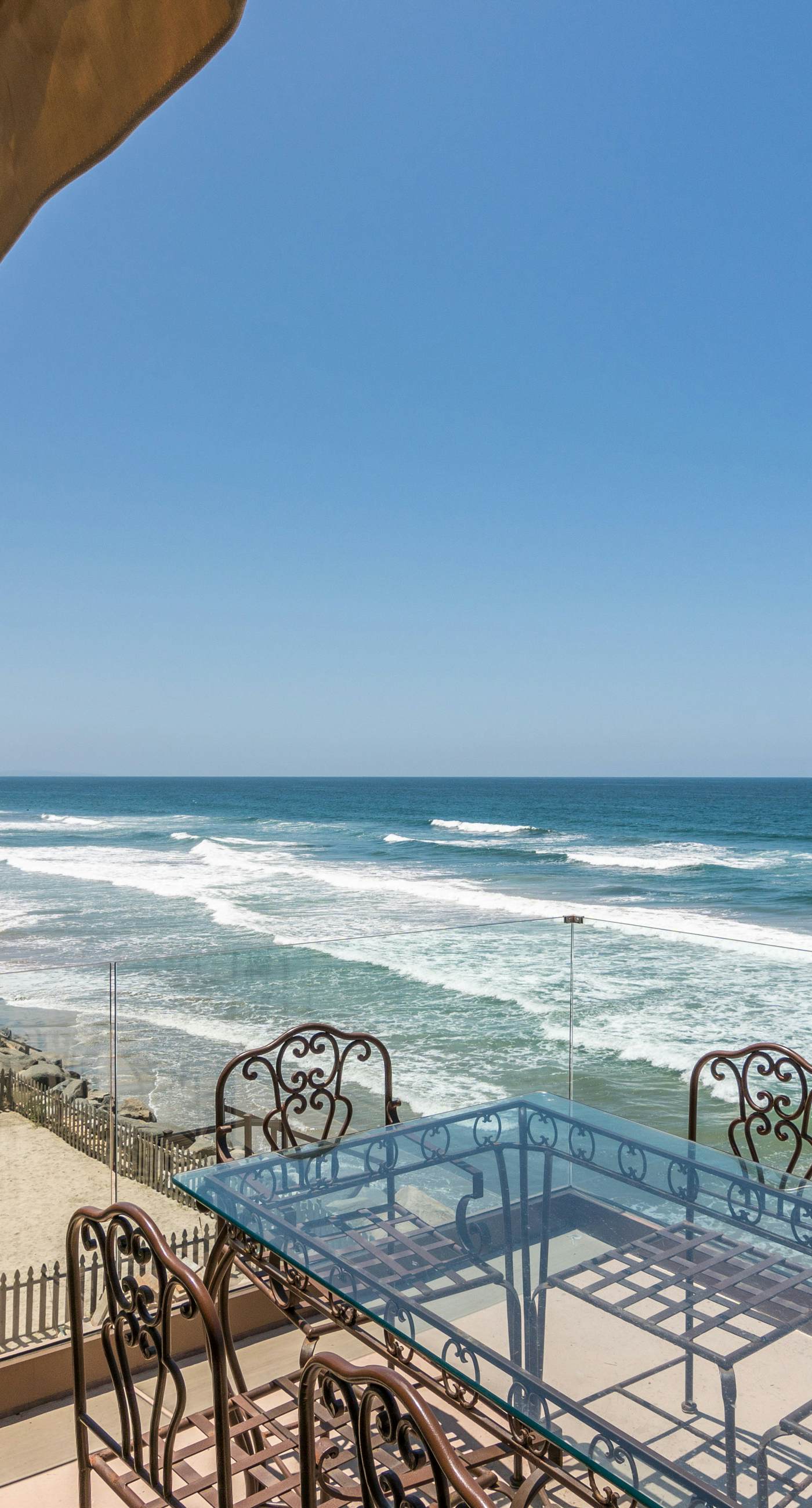 Luxury Oceanfront Home - Upper