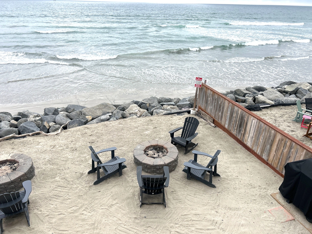 Luxury Oceanfront Home - Upper