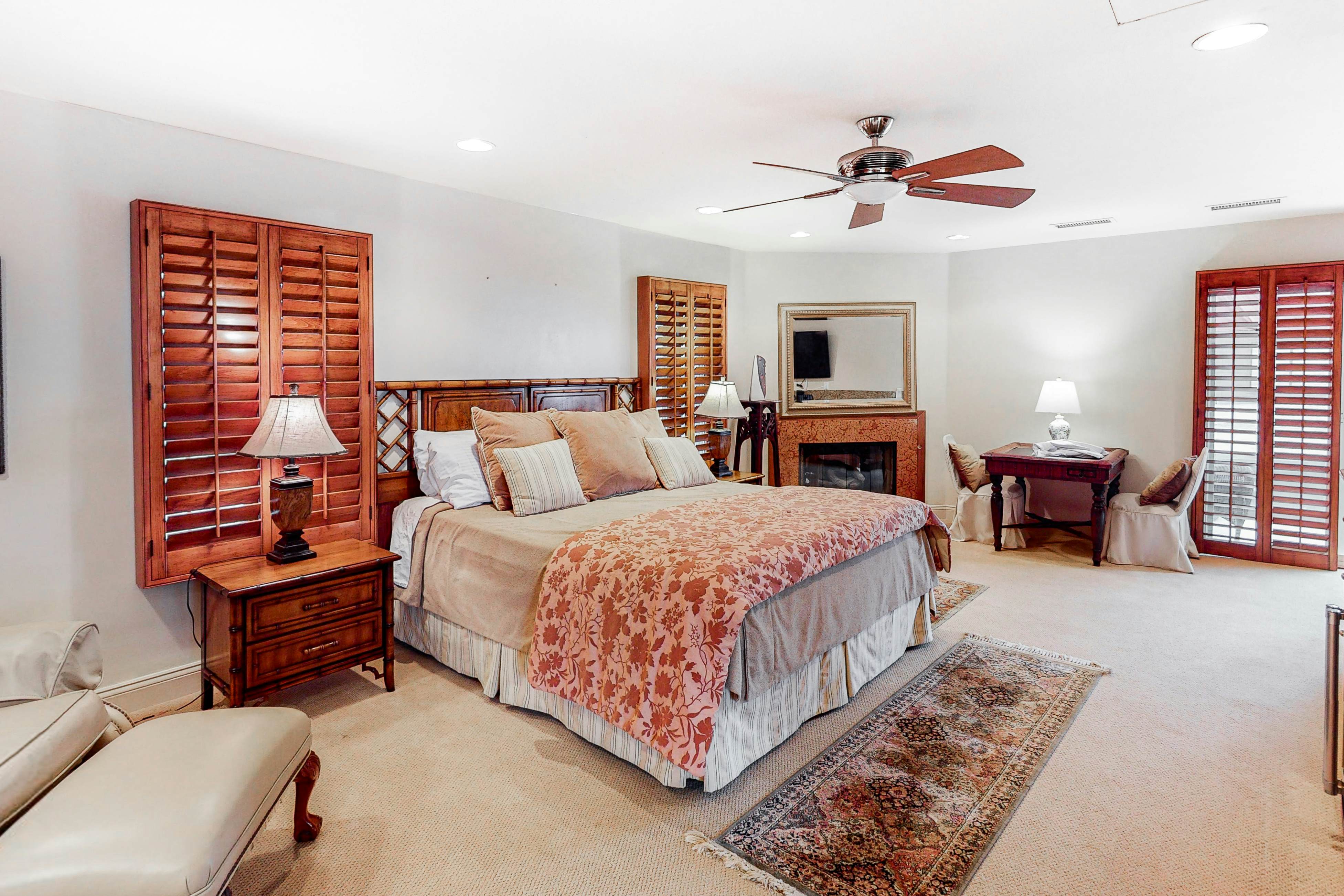 Luxury Beachfront Getaway - Main