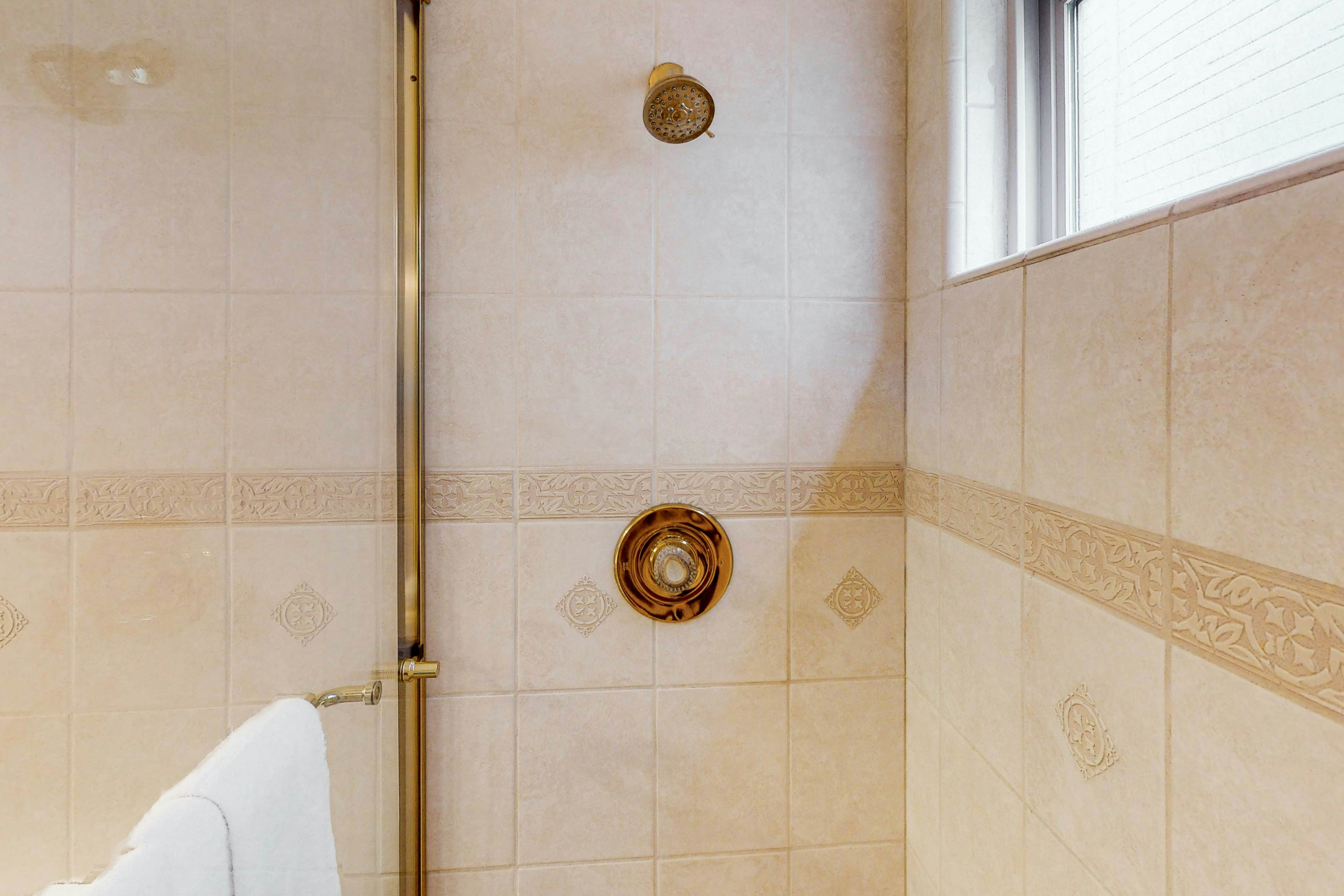 Luxury Beachfront Getaway - Main