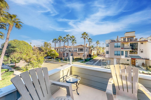 Ocean Pacific Neptune - 30-Night Minimum