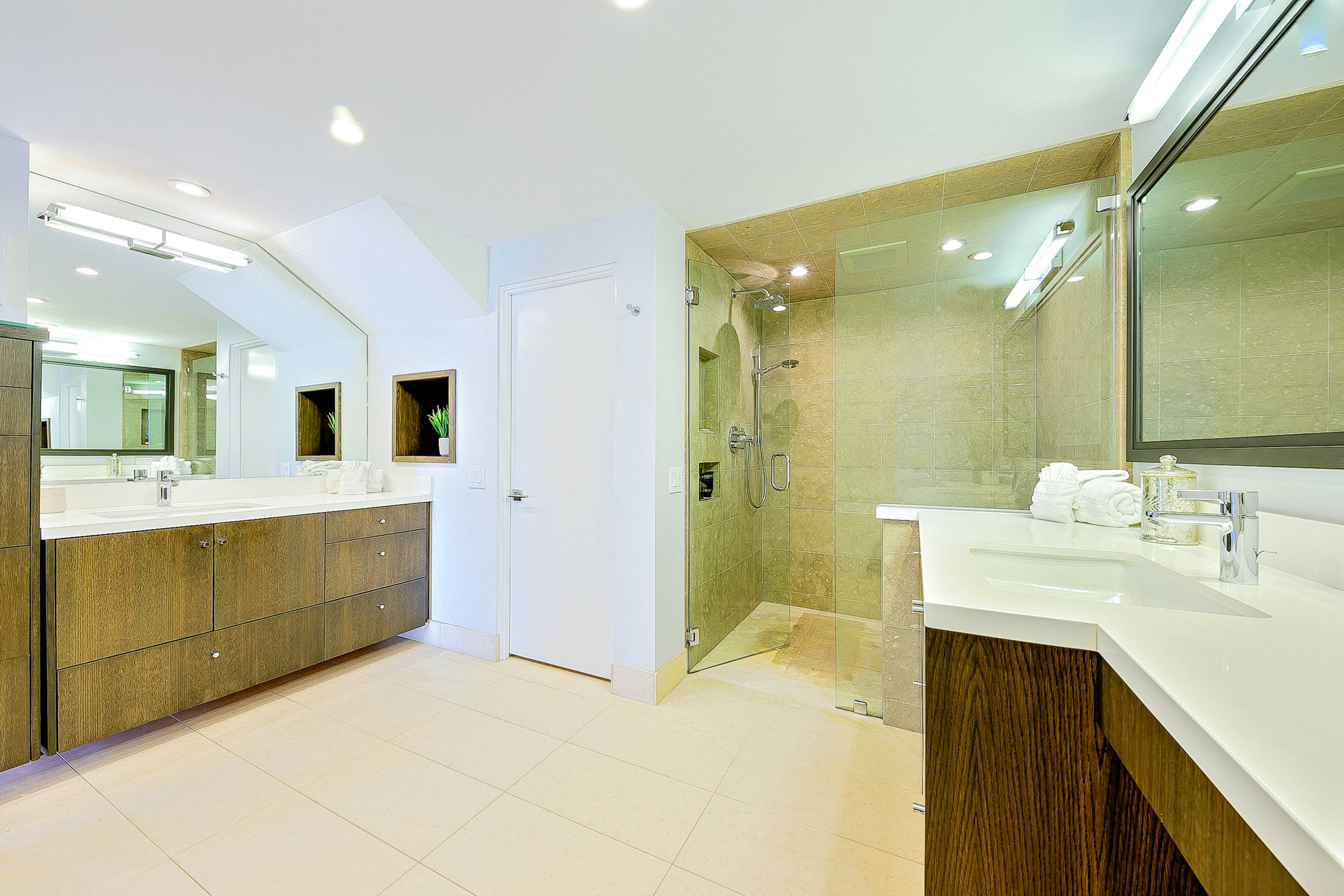 Seabluffe Ocean Spray