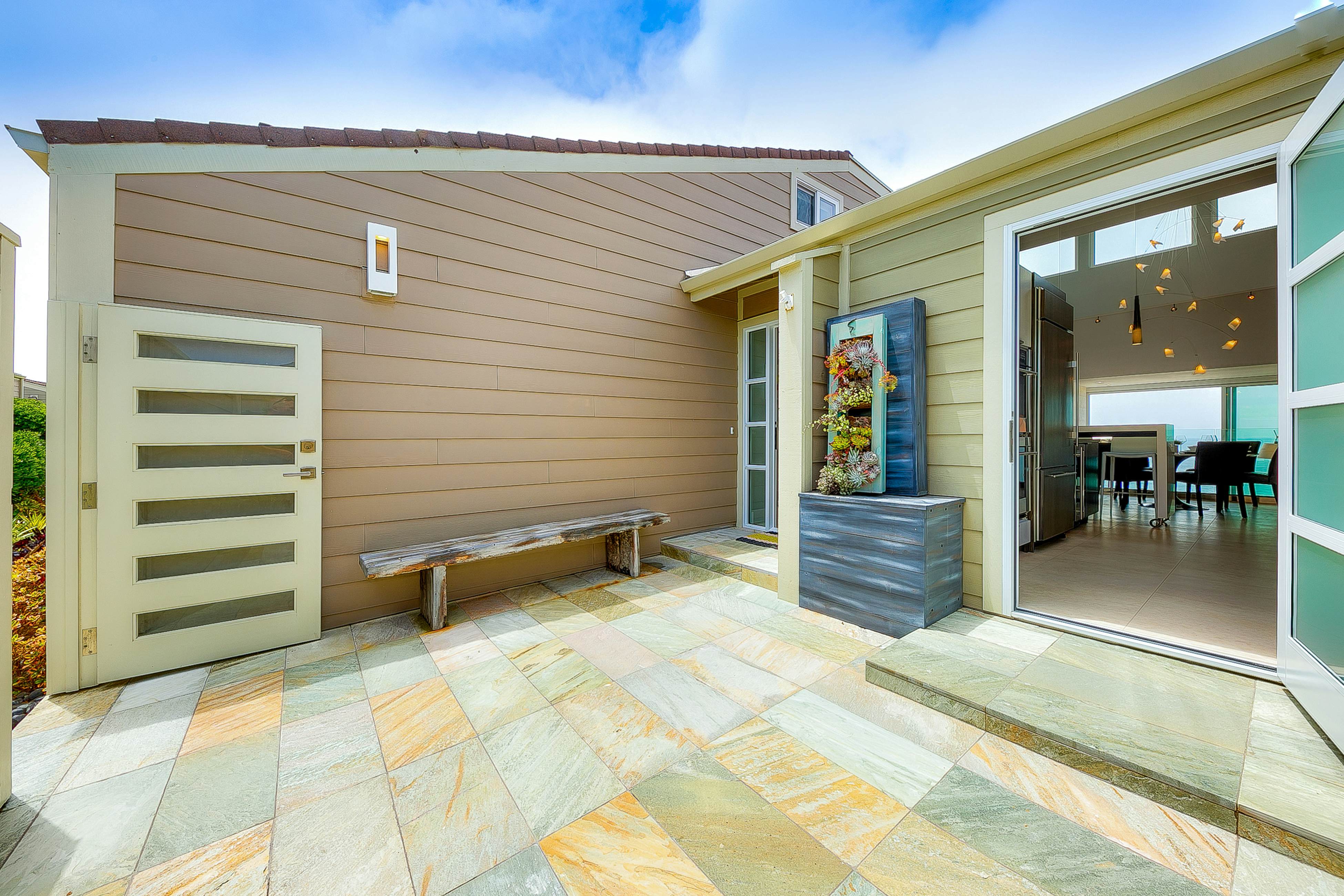 Seabluffe Ocean Spray