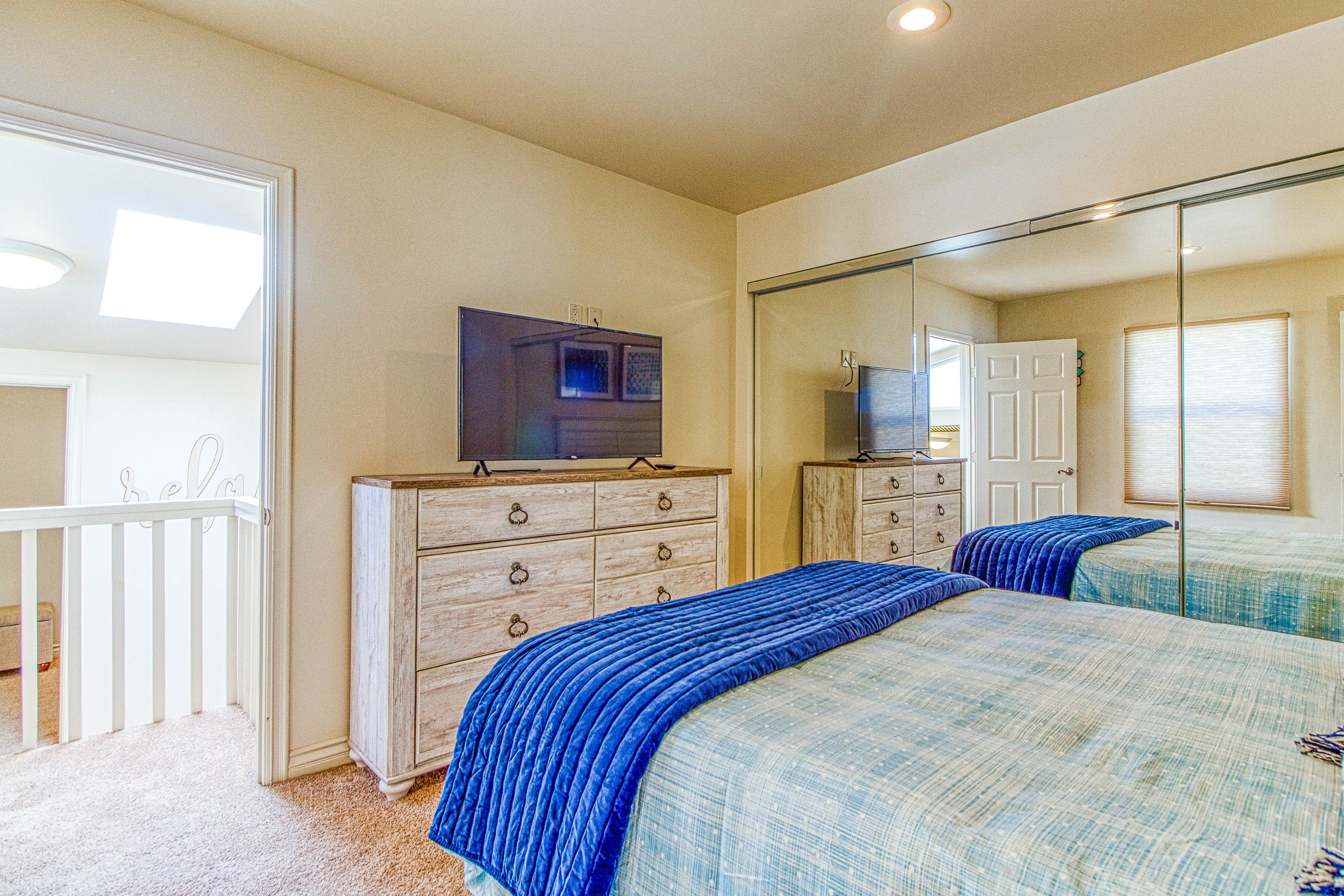 Ocean Beach Cliffs Sanctuary