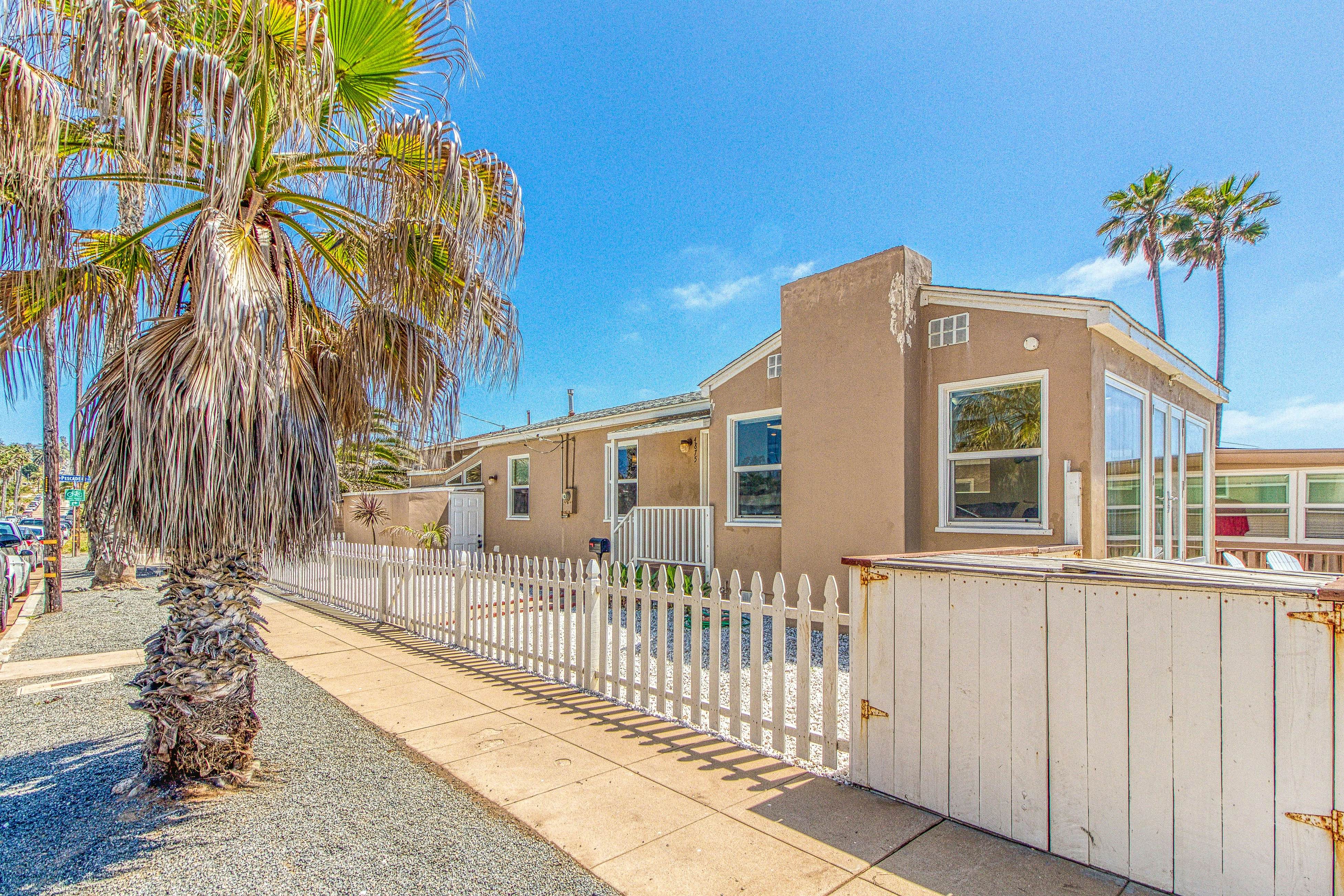 Ocean Beach Cliffs Sanctuary