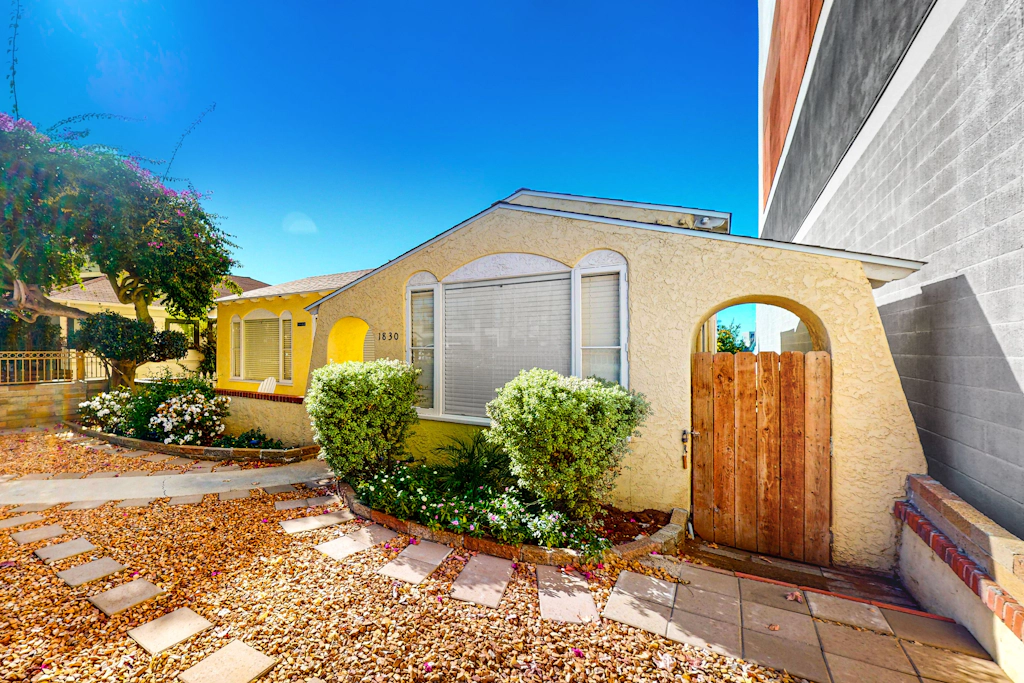 Little Italy Charmer