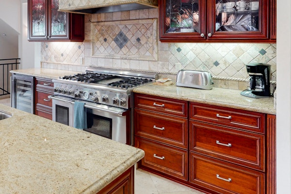 329 Oak Ave Gorgeous condo blocks from the beach with fireplace, balcony, central AC, & W/D