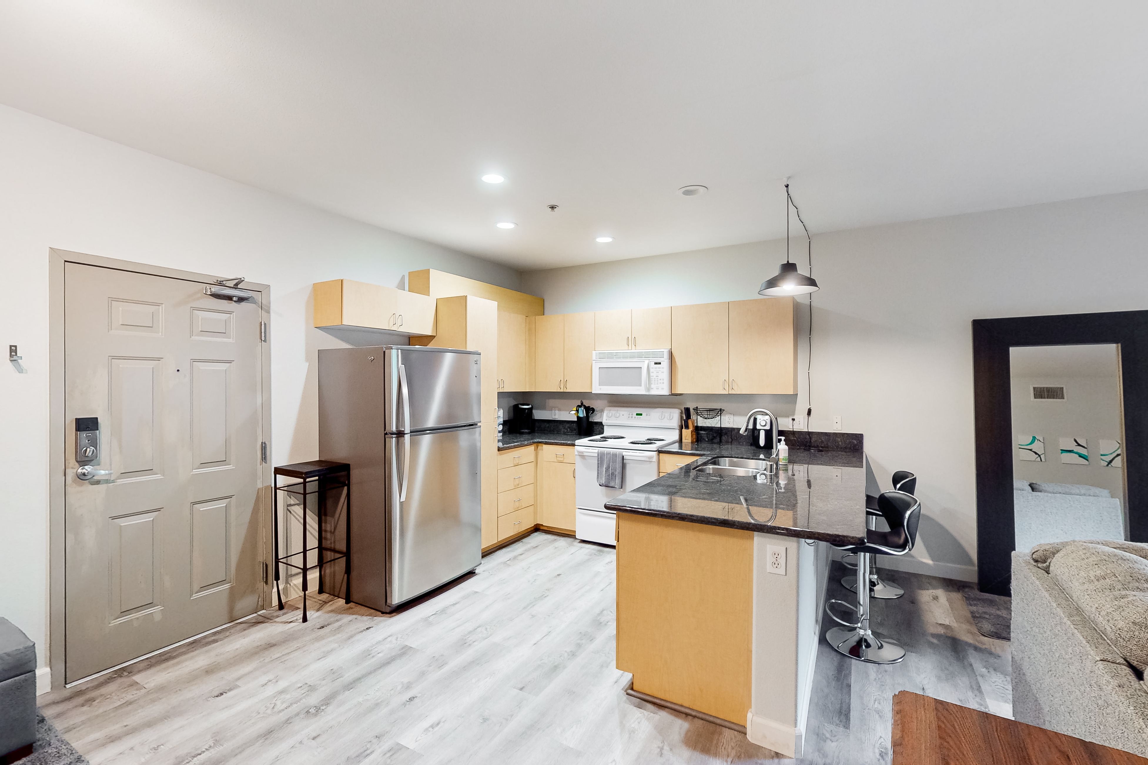 San Diego's Diamond - 30 Night Minimum