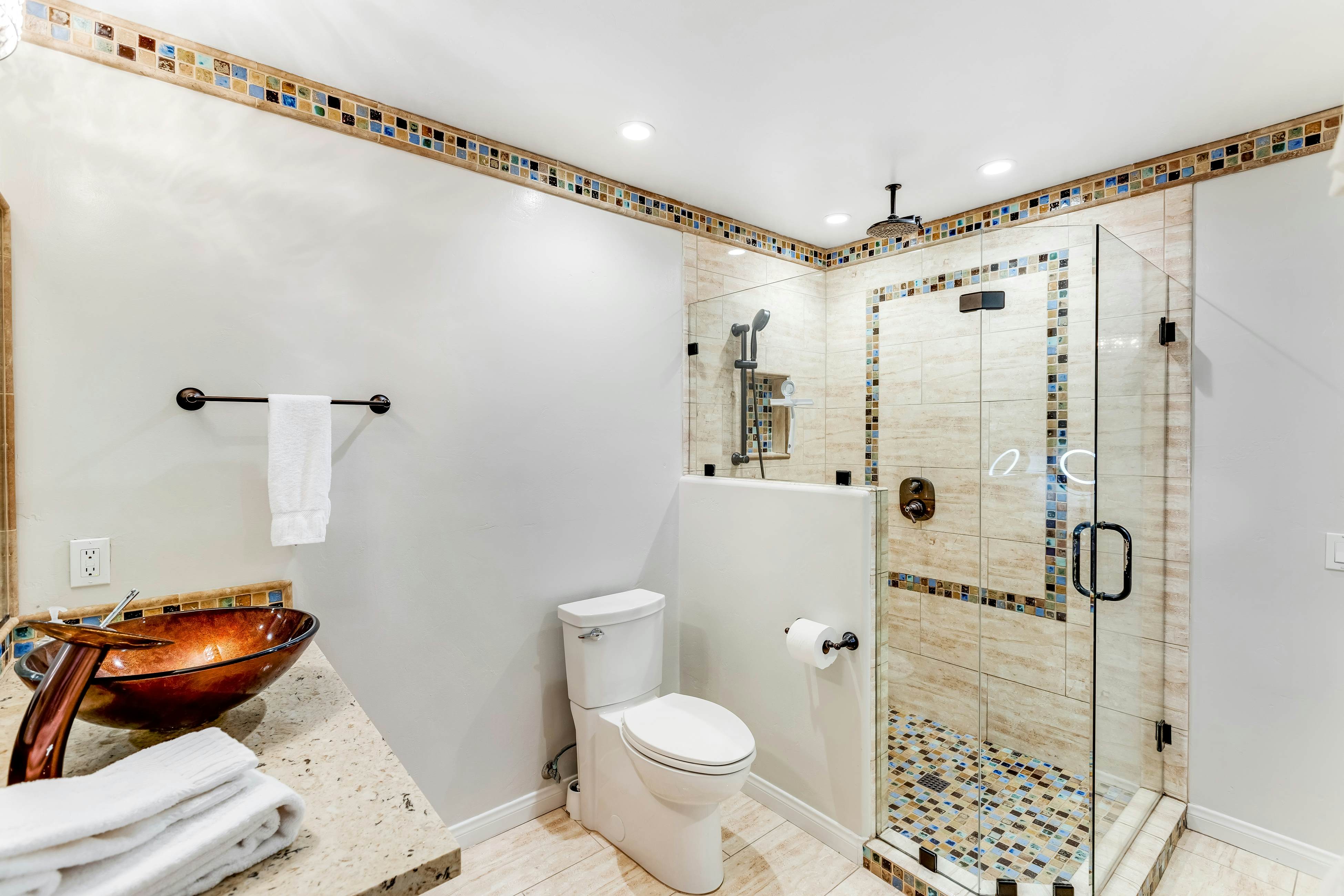 Clover Pacific Views