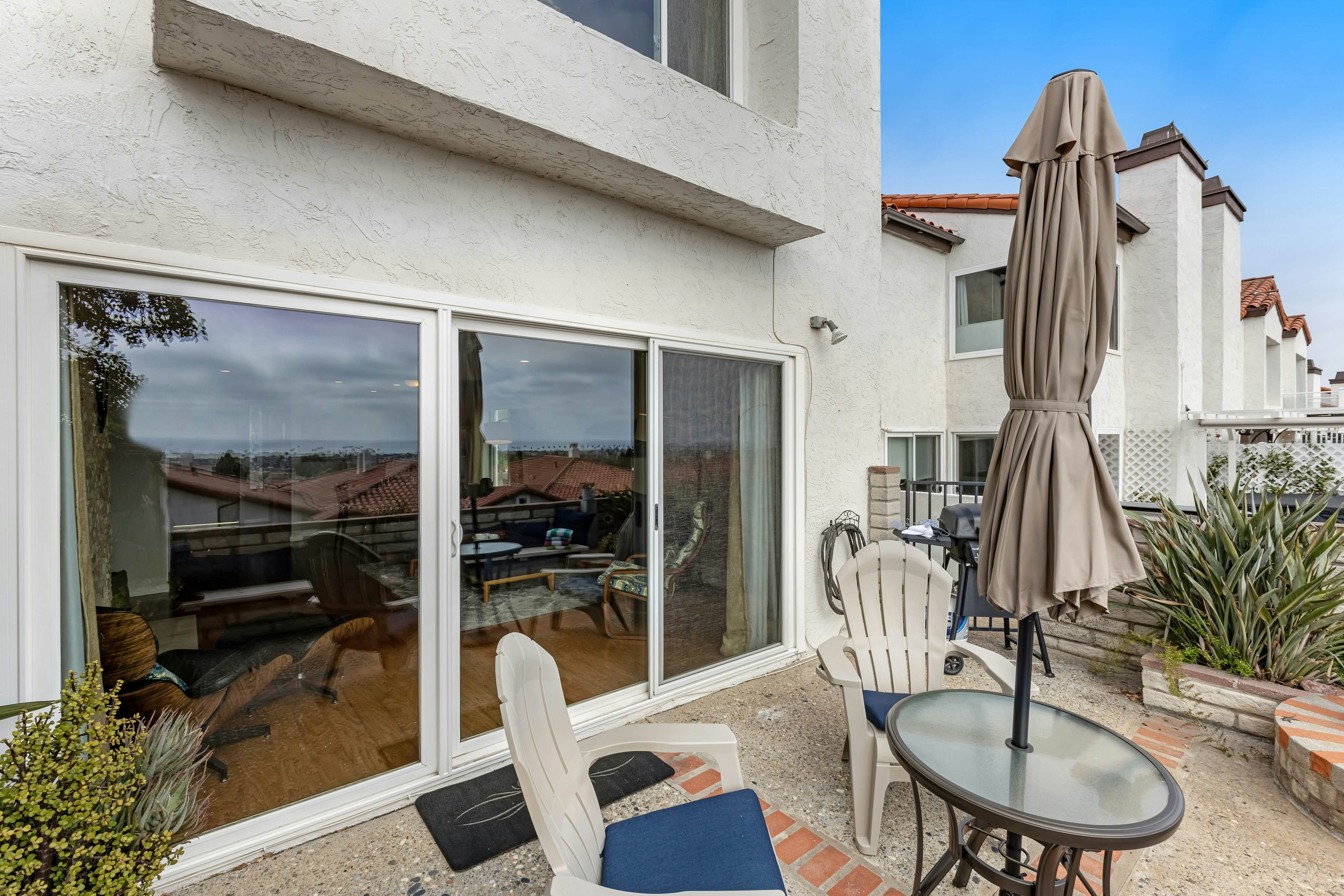 Clover Pacific Views