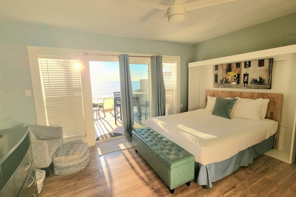 3009 Ocean St E Oceanfront