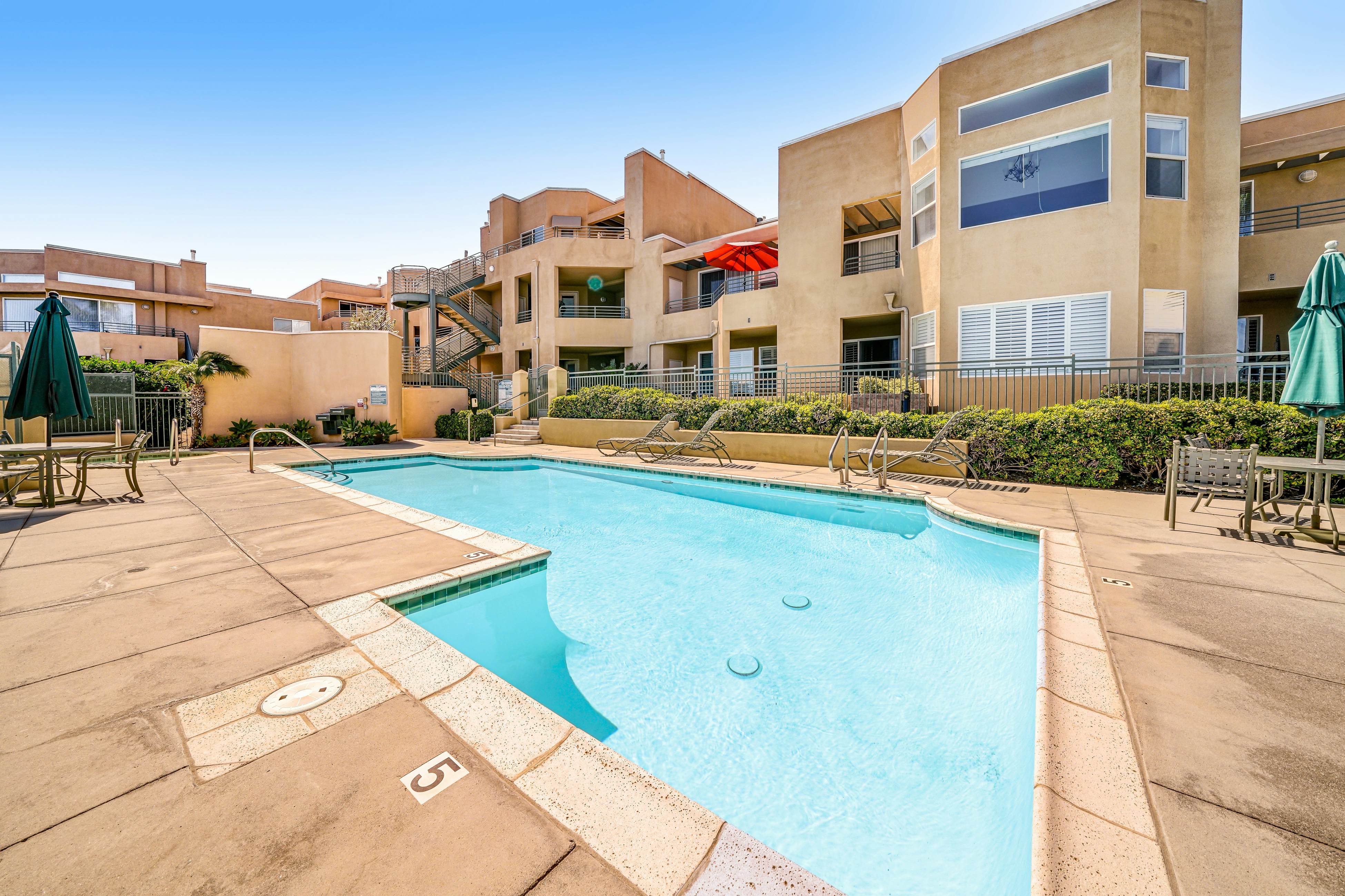 Ocean Pointe Getaway