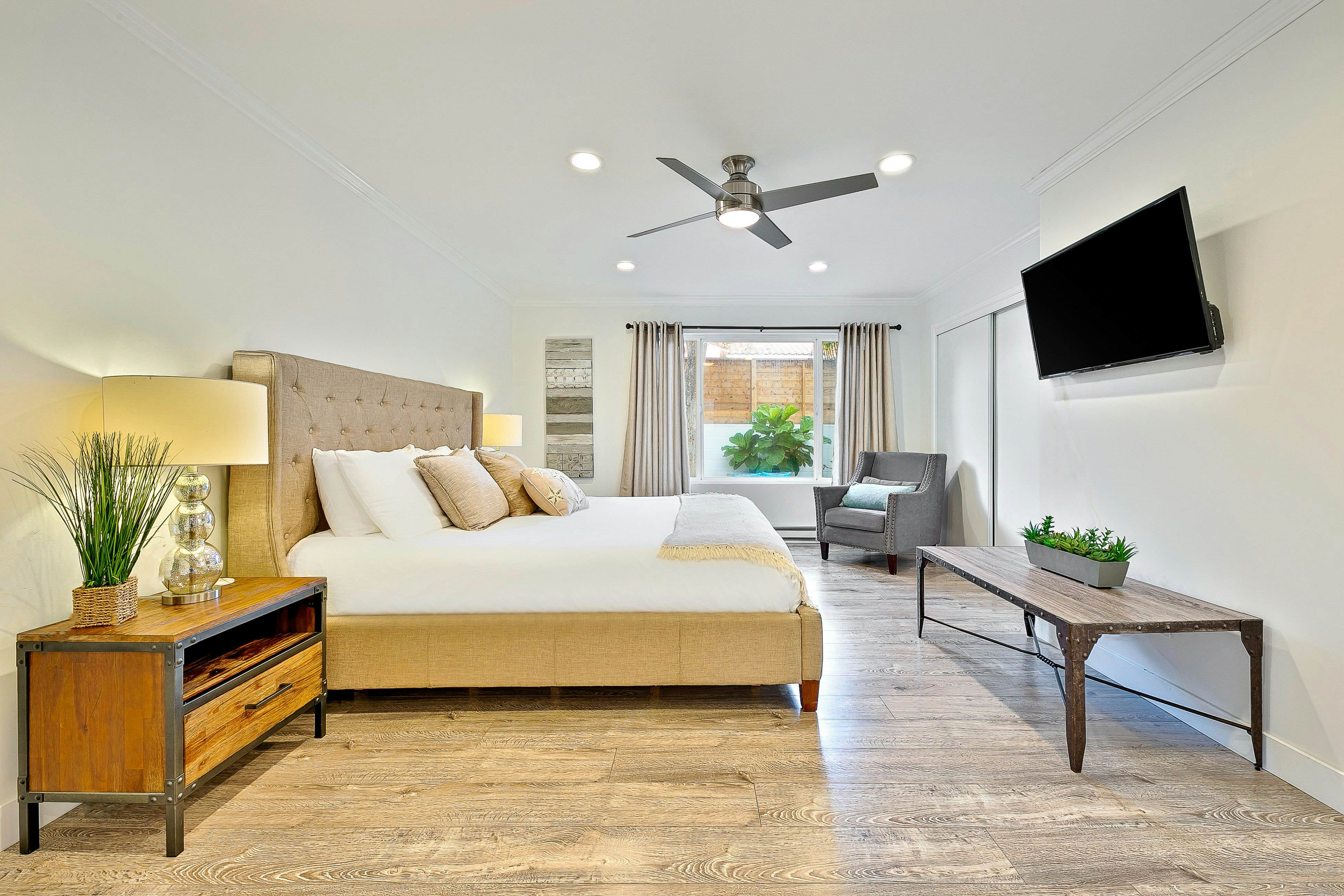 La Jolla Beach Retreat Compound