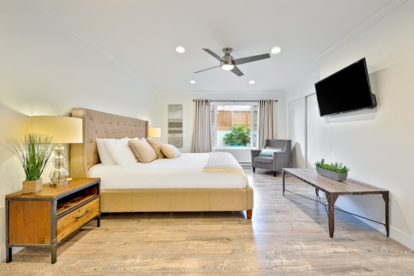 La Jolla Beach Retreat Compound 4BR