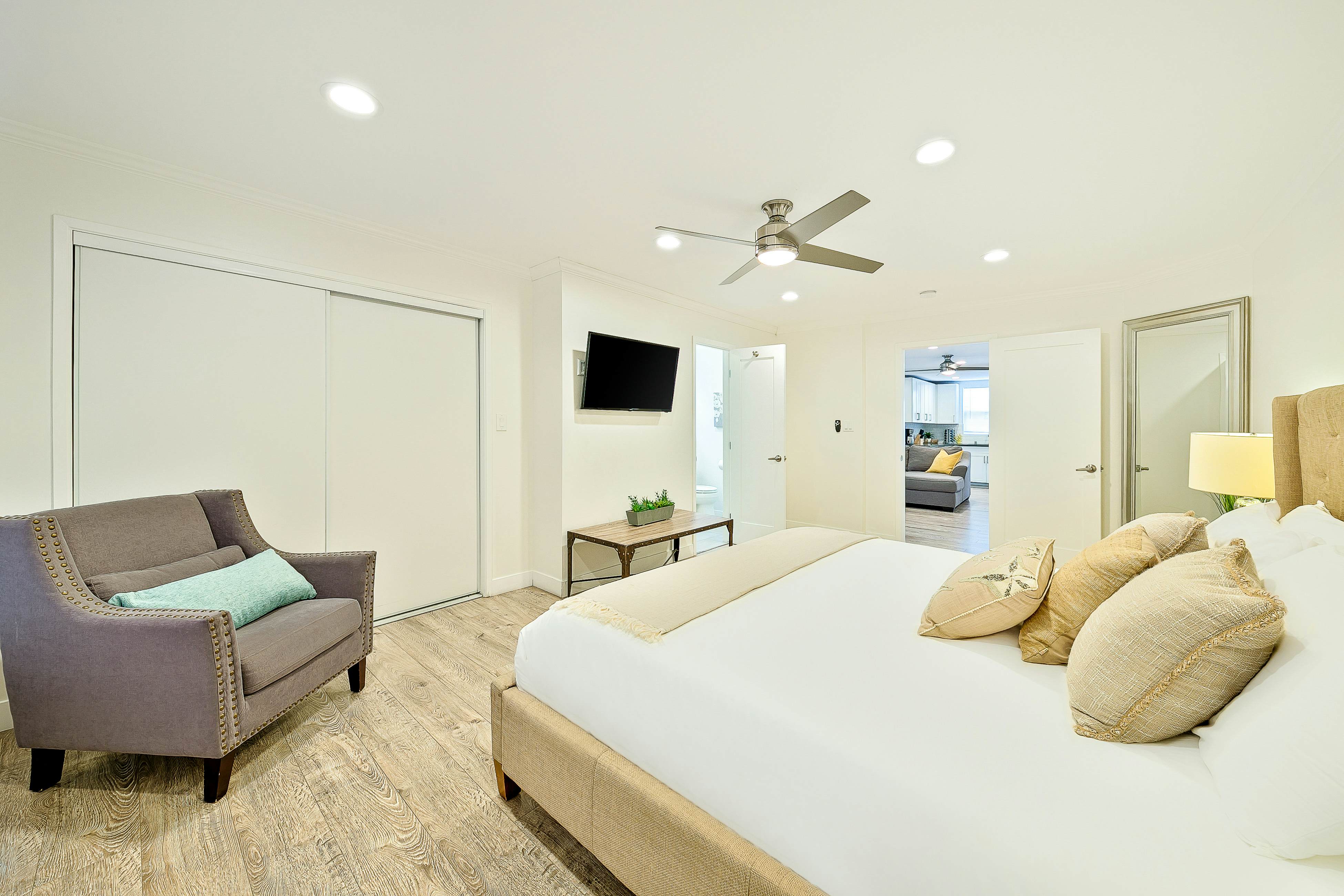 La Jolla Beach Retreat Compound