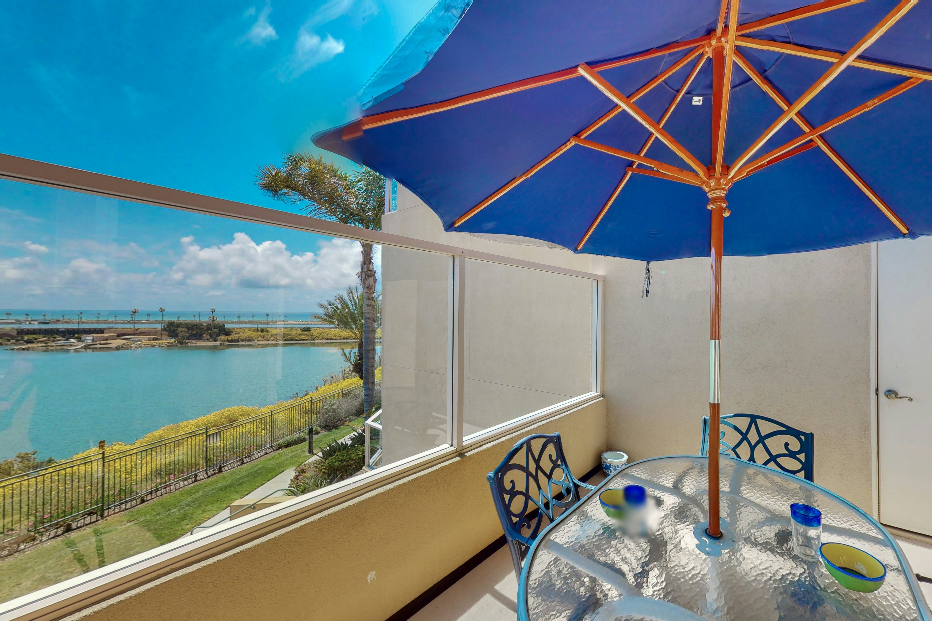 Lagoon Sunrise 205 - 30-Night Minimum