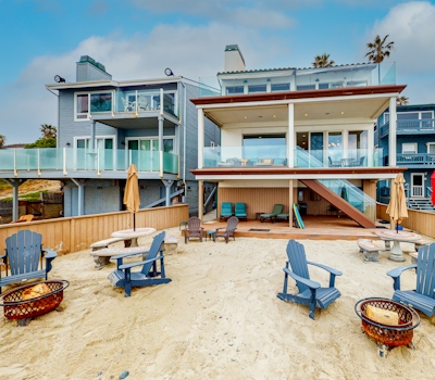 Luxury Oceanfront Home- Lower