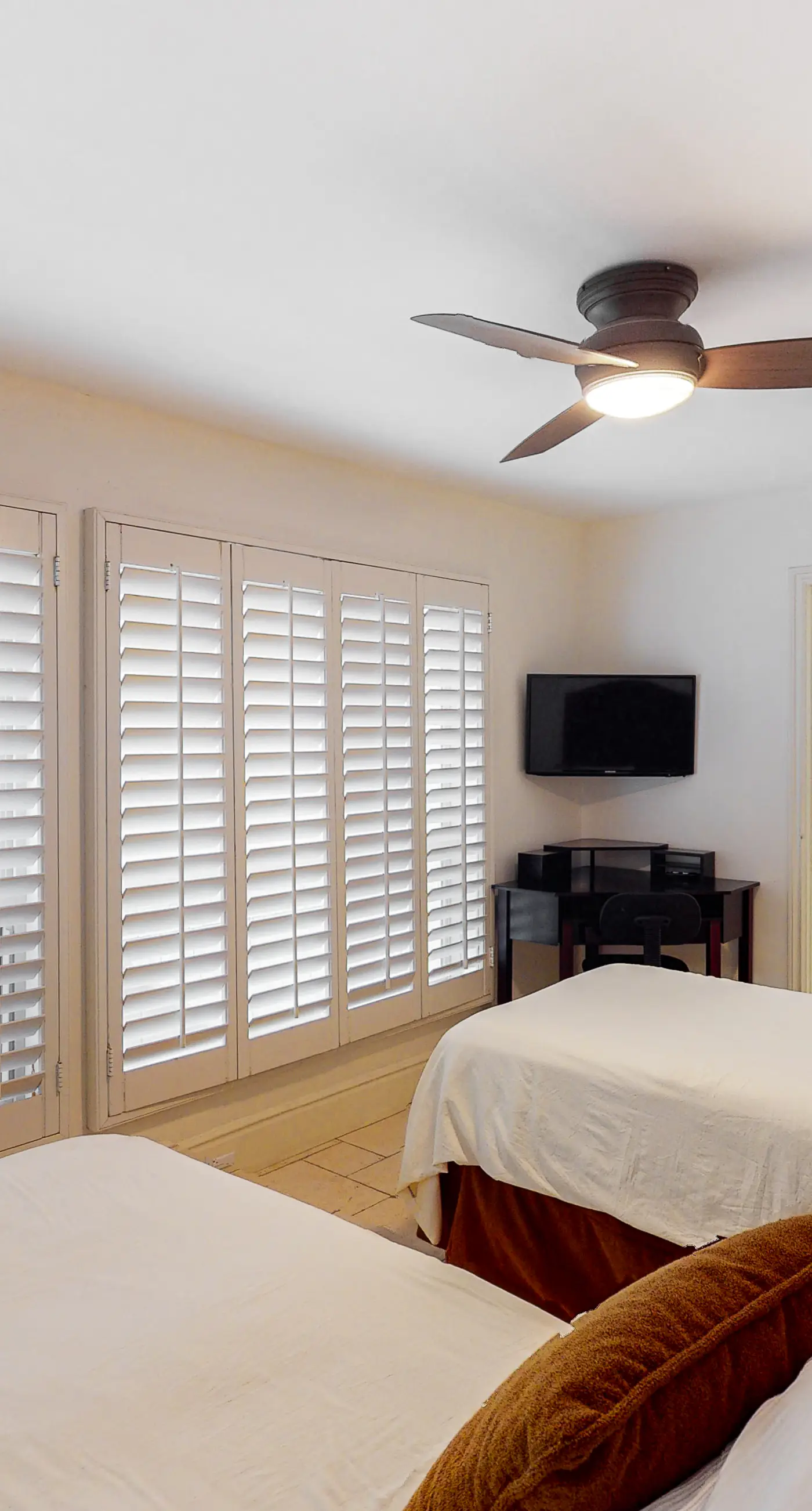 Luxury Oceanfront Home - Lower