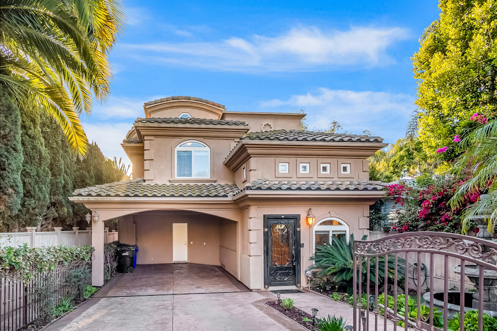 The Shangri-La of La Jolla