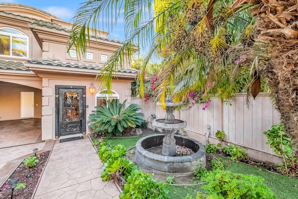 The Shangri-La of La Jolla